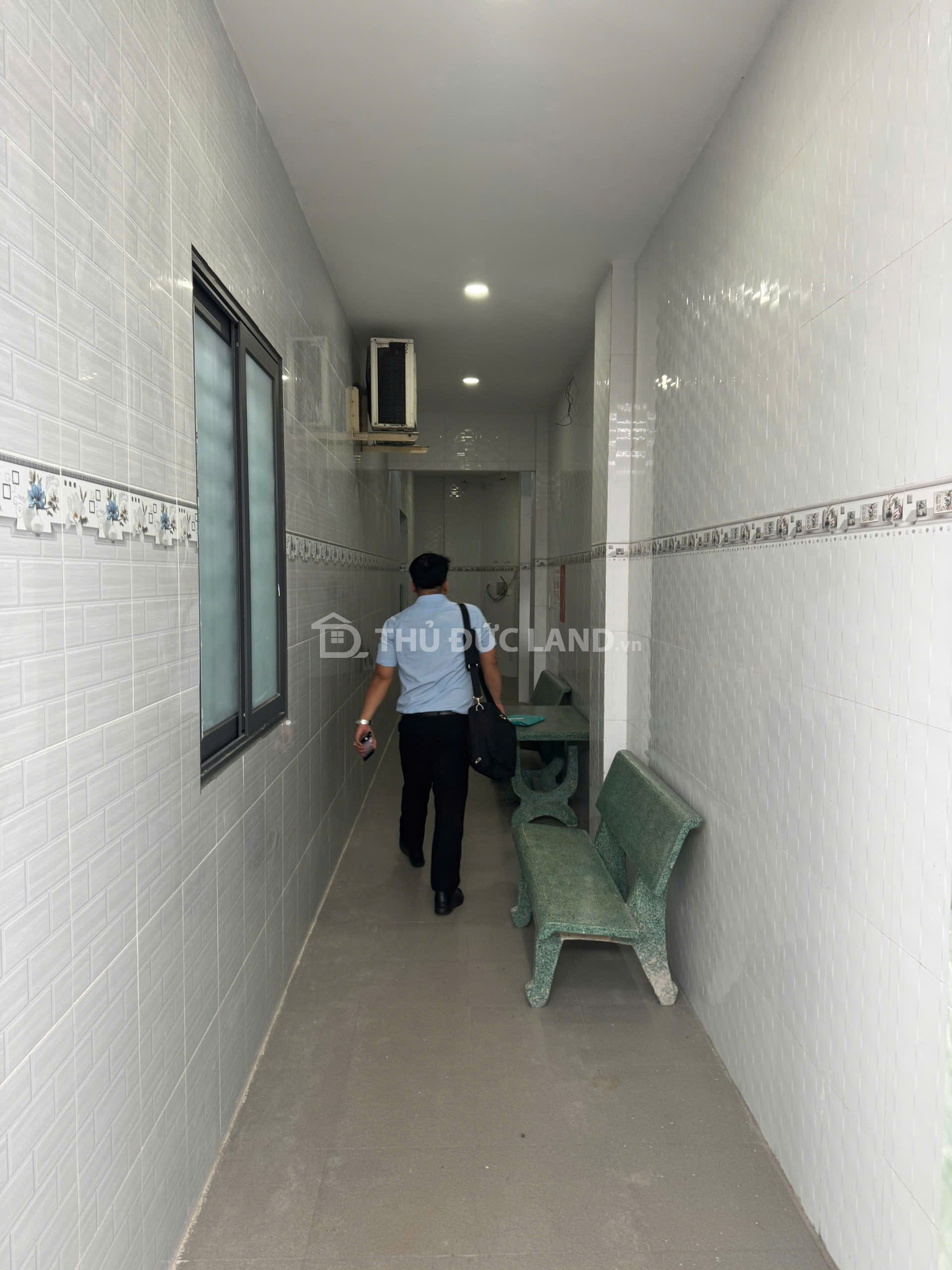 Bán nhà HXH Linh Trung, Đường 6, DT 130m2 ngang 6.78m, hẻm 5m, giá tốt , tiện ích đầy đủ - Ảnh 4