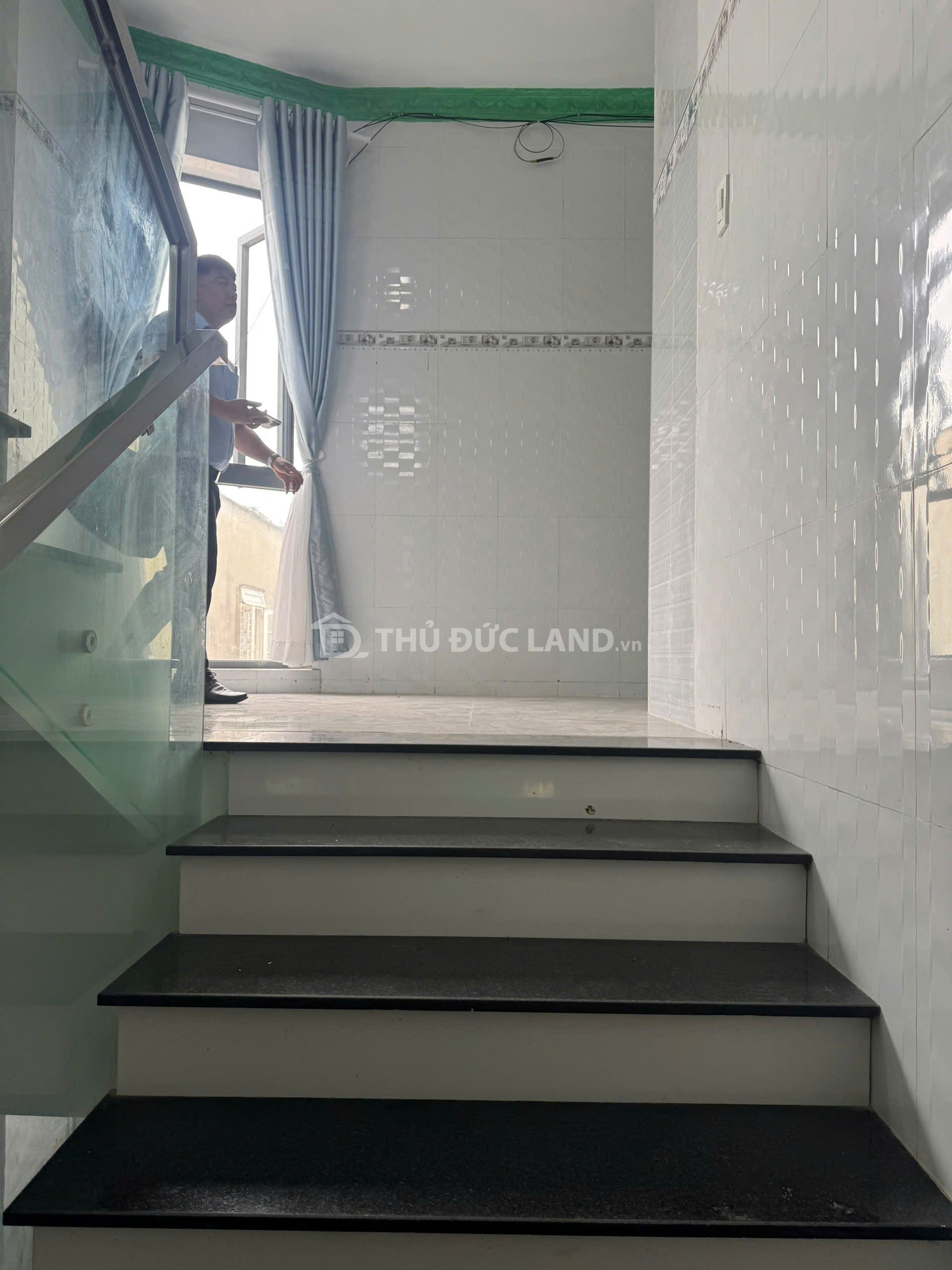 Bán nhà HXH Linh Trung, Đường 6, DT 130m2 ngang 6.78m, hẻm 5m, giá tốt , tiện ích đầy đủ - Ảnh 2