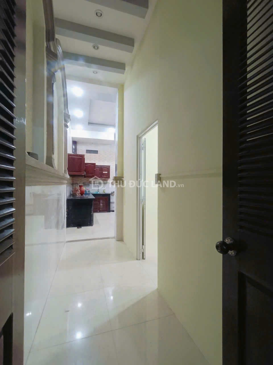 Bán nhà HXH Đường 9 Linh Trung, DT 104m2 4 tầng, 8 phòng ngủ. Cạnh Hoàng Diệu 2, dòng tiền 22 triệu - Ảnh 9