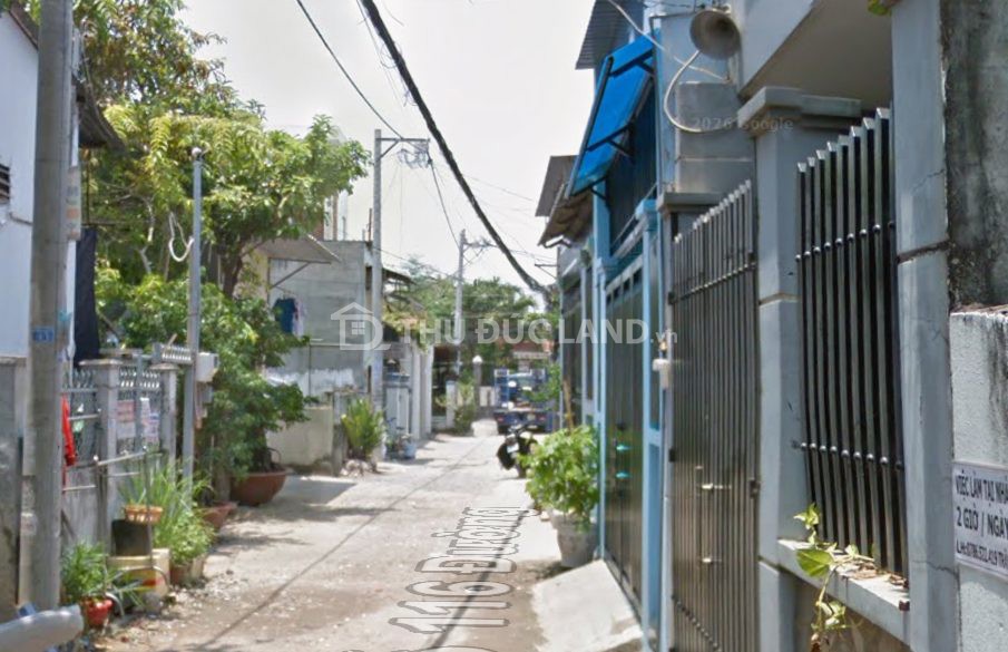 Bán nhà hẻm Đường 17 Linh Trung, 3 tầng, 3 phòng ngủ. Dọn vào ở ngay, gần trường, chợ