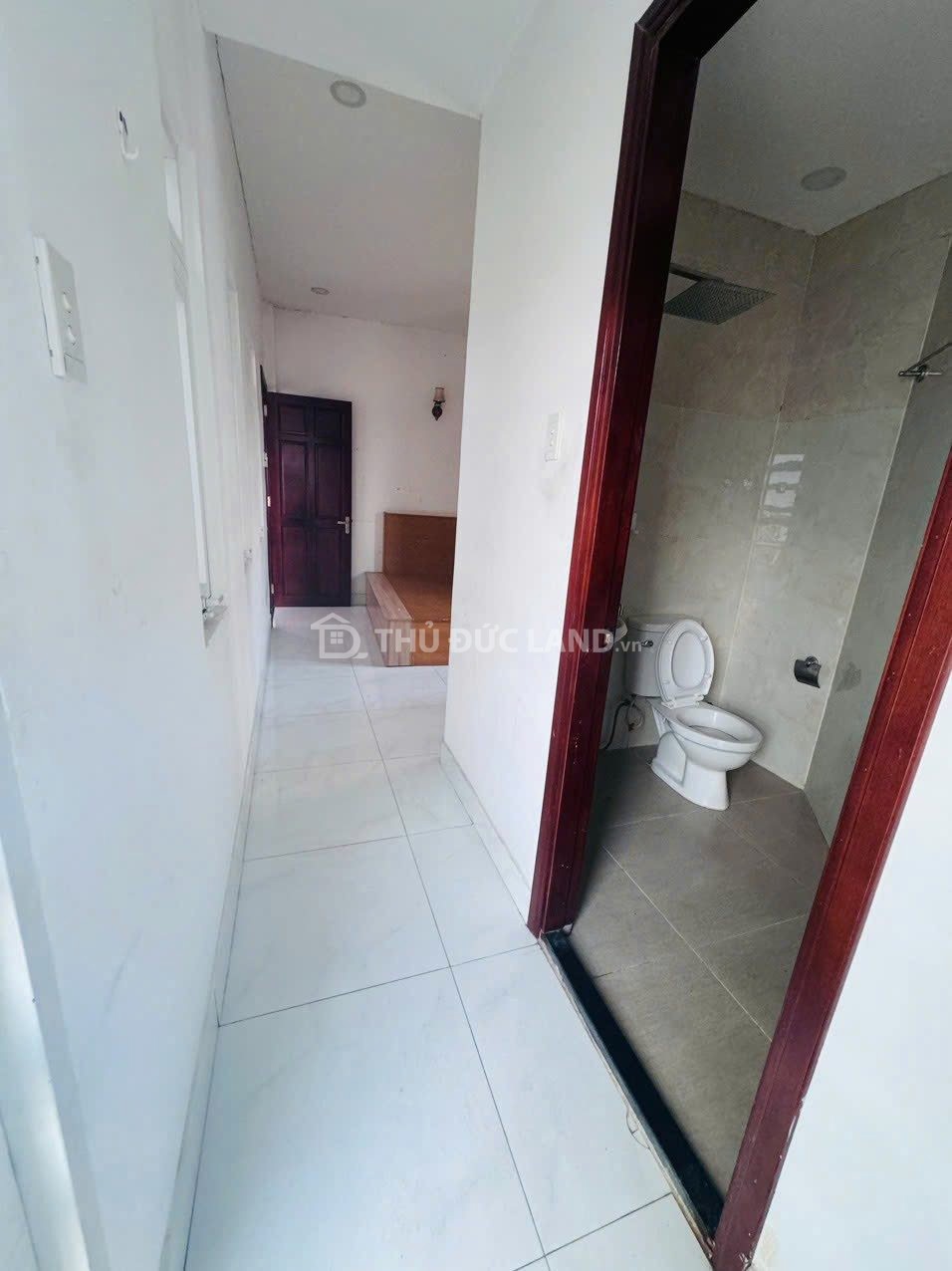 Bán nhà Linh Trung đường số 8, hẻm 5m, 2 tầng, sổ hồng riêng - Ảnh 4