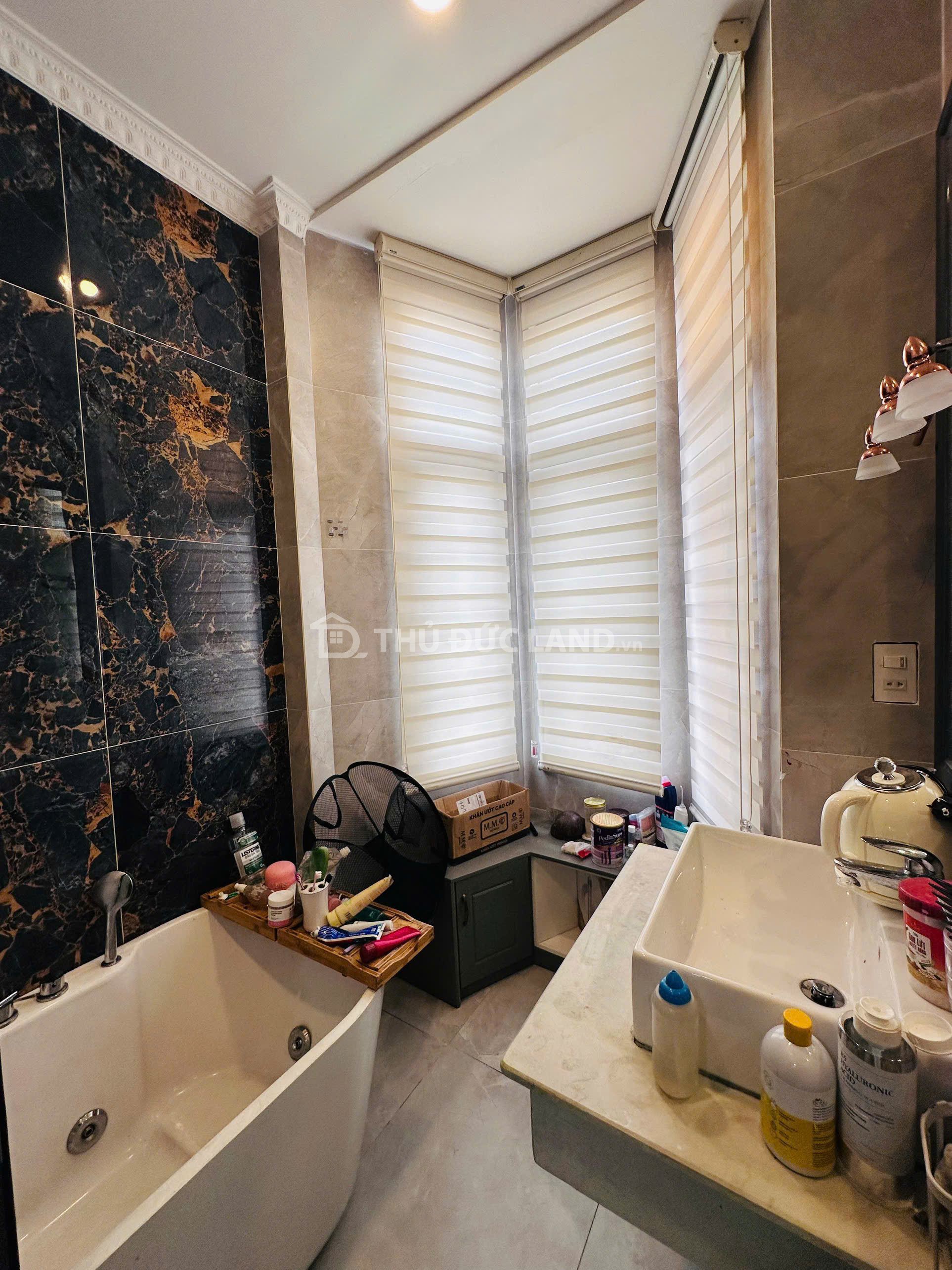 Bán nhà hẻm Linh Trung (Lê Văn Chí) 86.5m², 4 PN, có thang máy – thiết kế cho gia đình ở thoải mái - Ảnh 7