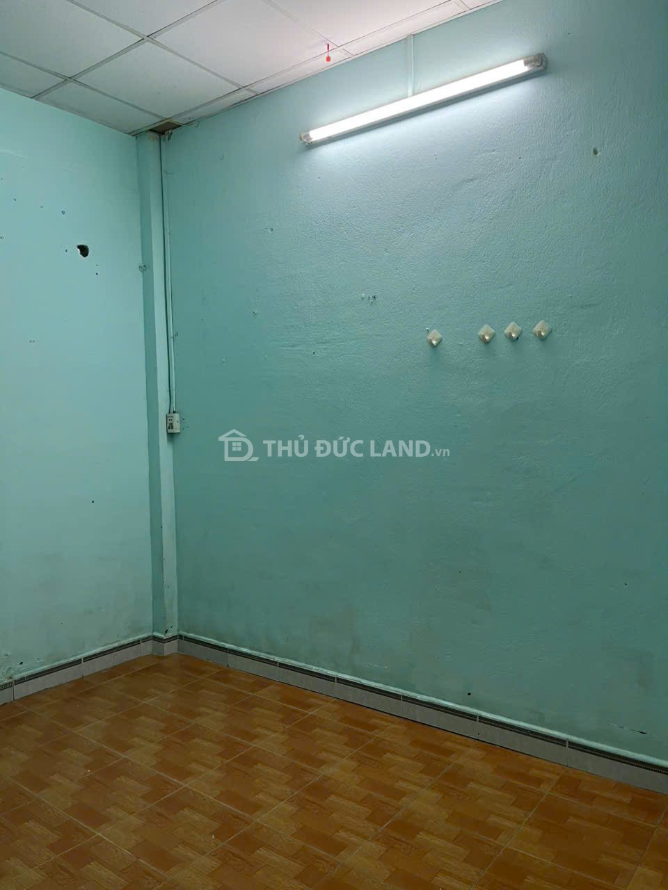 Bán nhà HXH Linh Trung, đường Lê Văn Chí, DT 100m2 hẻm 6m, khu dân trí, tiện ích đầy đủ - Ảnh 2