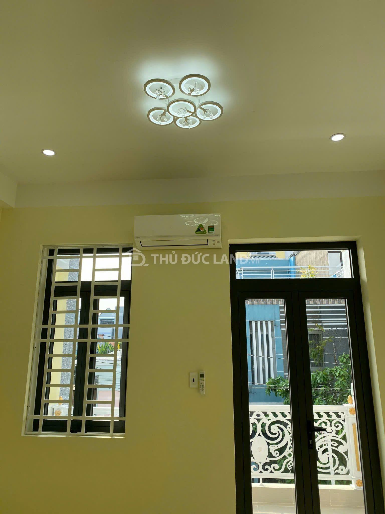 Bán nhà HXH Linh Trung đường 16, DT 74m2, 3 tầng, sổ chính chủ, tiện ích 1Km đầy đủ - Ảnh 4