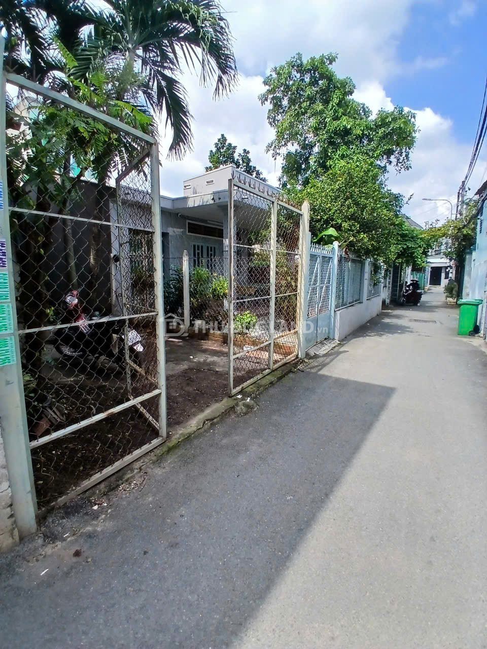 Bán nhà HXH Linh Trung, Đường 8, DT 123m2 hẻm 10m, ngang 4.5m, tiện ích đầy đủ, giá tốt - Ảnh 2
