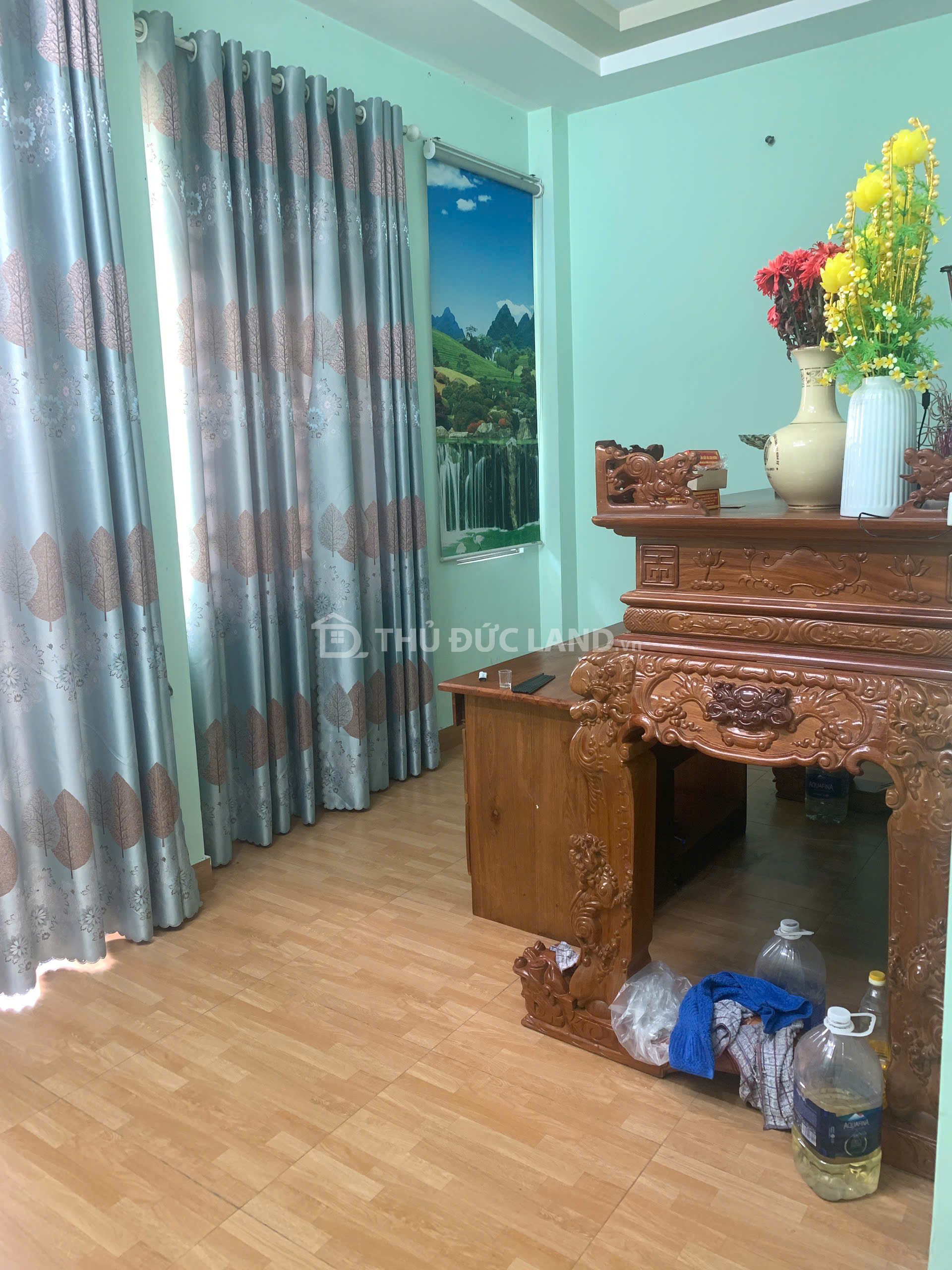 Bán nhà mặt tiền Lê Văn Chí, Linh Trung, đường 20m, DT 103m2 3 tầng, khu sầm uất, kinh doanh đa ngành - Ảnh 3
