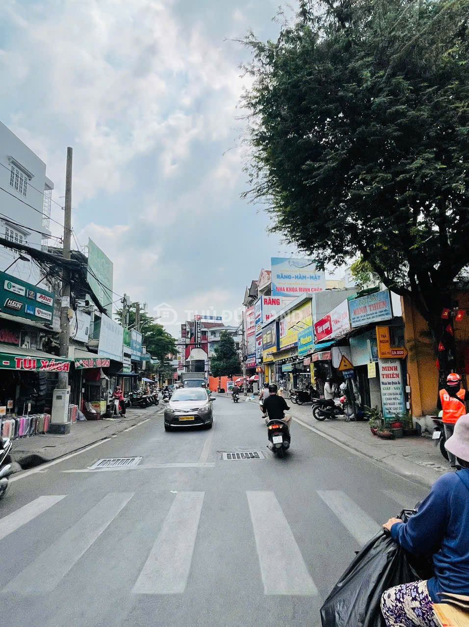 Bán nhà mặt tiền Hoàng Diệu 2, DT 125m2 đường 30m, đường thương mại. Xây được hầm 7 tầng