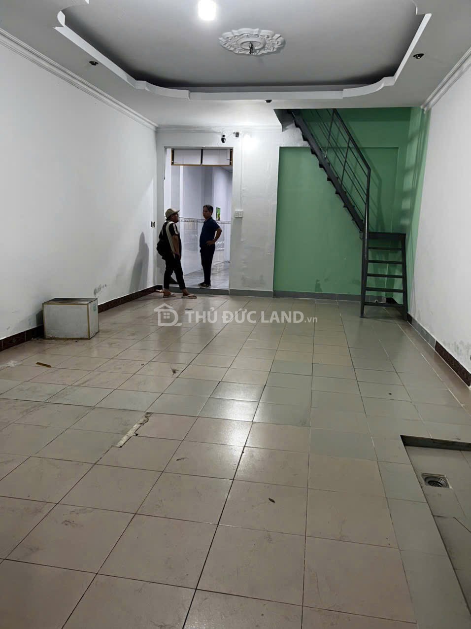 Bán nhà mặt tiền Đường 9 Linh Trung, DT 133m2 ngang 5m, 2 tầng, sổ chính chủ, tiện ích đầy đủ 1km