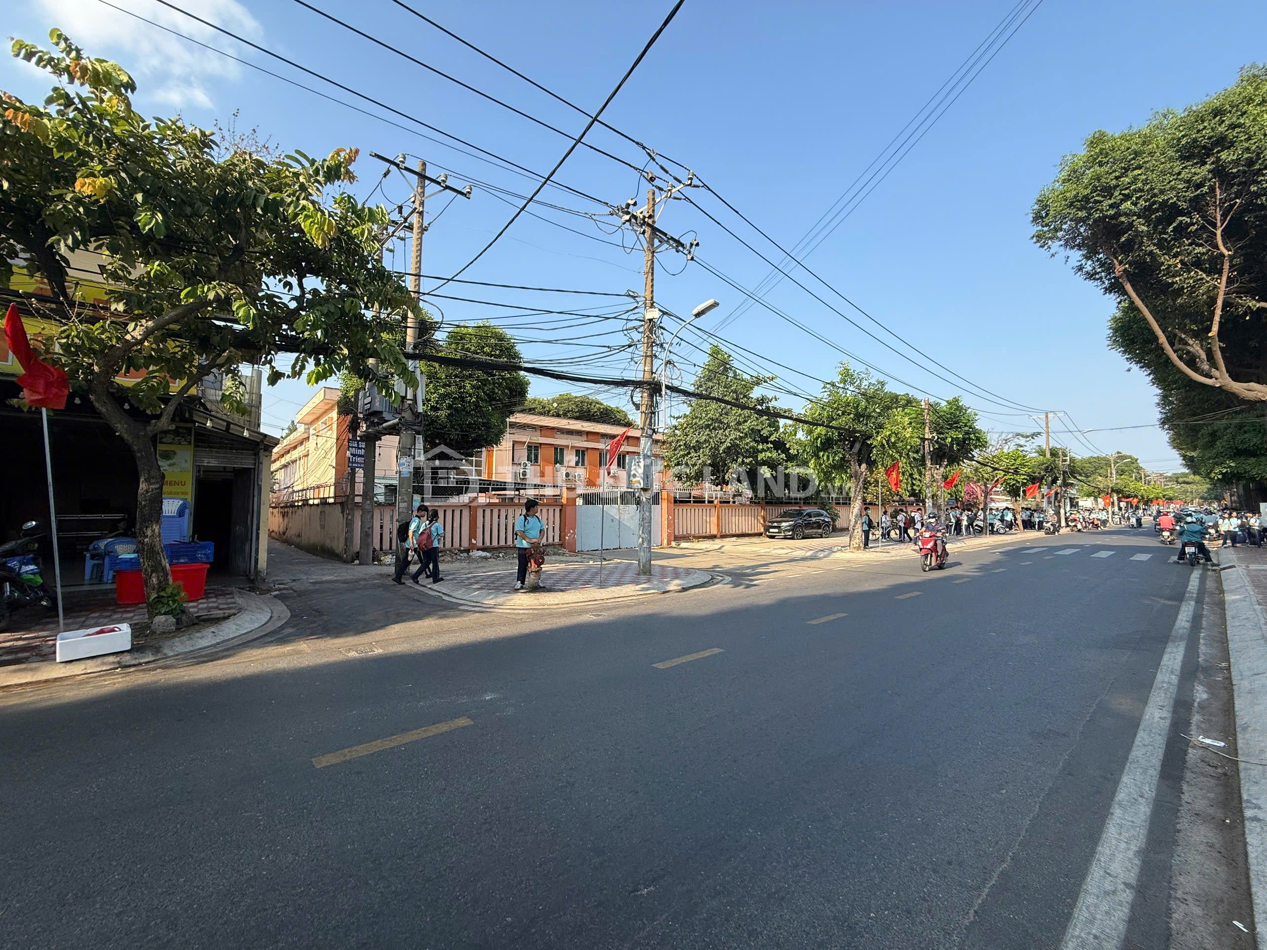 Bán nhà mặt tiền Linh Trung, DT 178m2 ngang 6m, đường 8m. Sẵn thu nhập 47 triệu - Ảnh 3