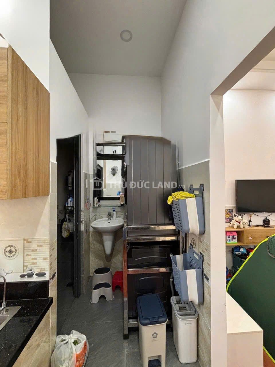 Bán nhà mặt tiền Linh Trung, Thủ Đức, ngang 5m dài 29.4m. DT 147m2 nhà đẹp tiện kinh doanh đa ngành - Ảnh 3