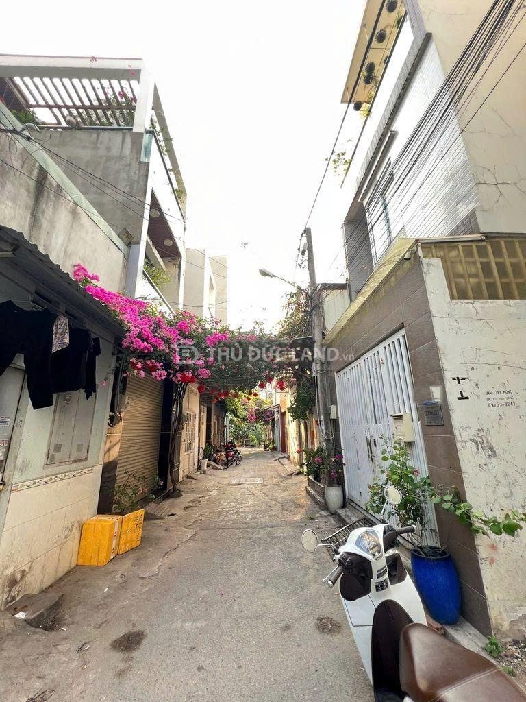 Bán phòng trọ Linh Trung (Đường 18) – dòng tiền đang khai thác, hẻm ô tô, phù hợp đầu tư hiệu quả