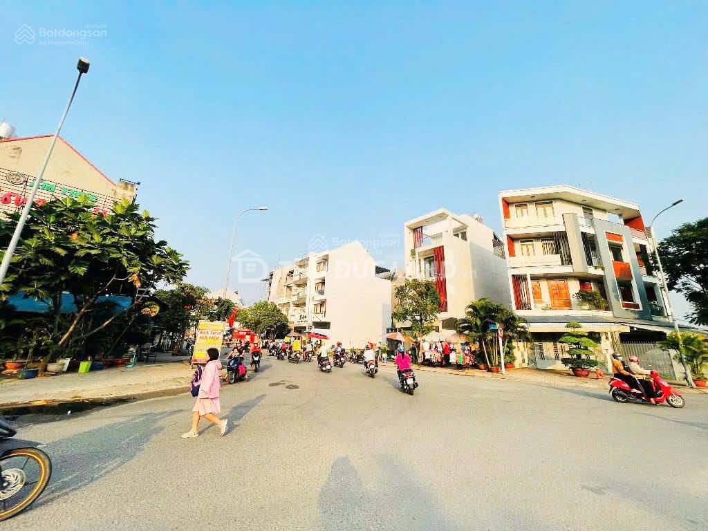 Bán đất mặt tiền Đường 4, KDC Êm Đềm Linh Xuân, ngang 5m, DT 85m2 đường 7m, giá tốt. Tặng GPXD
