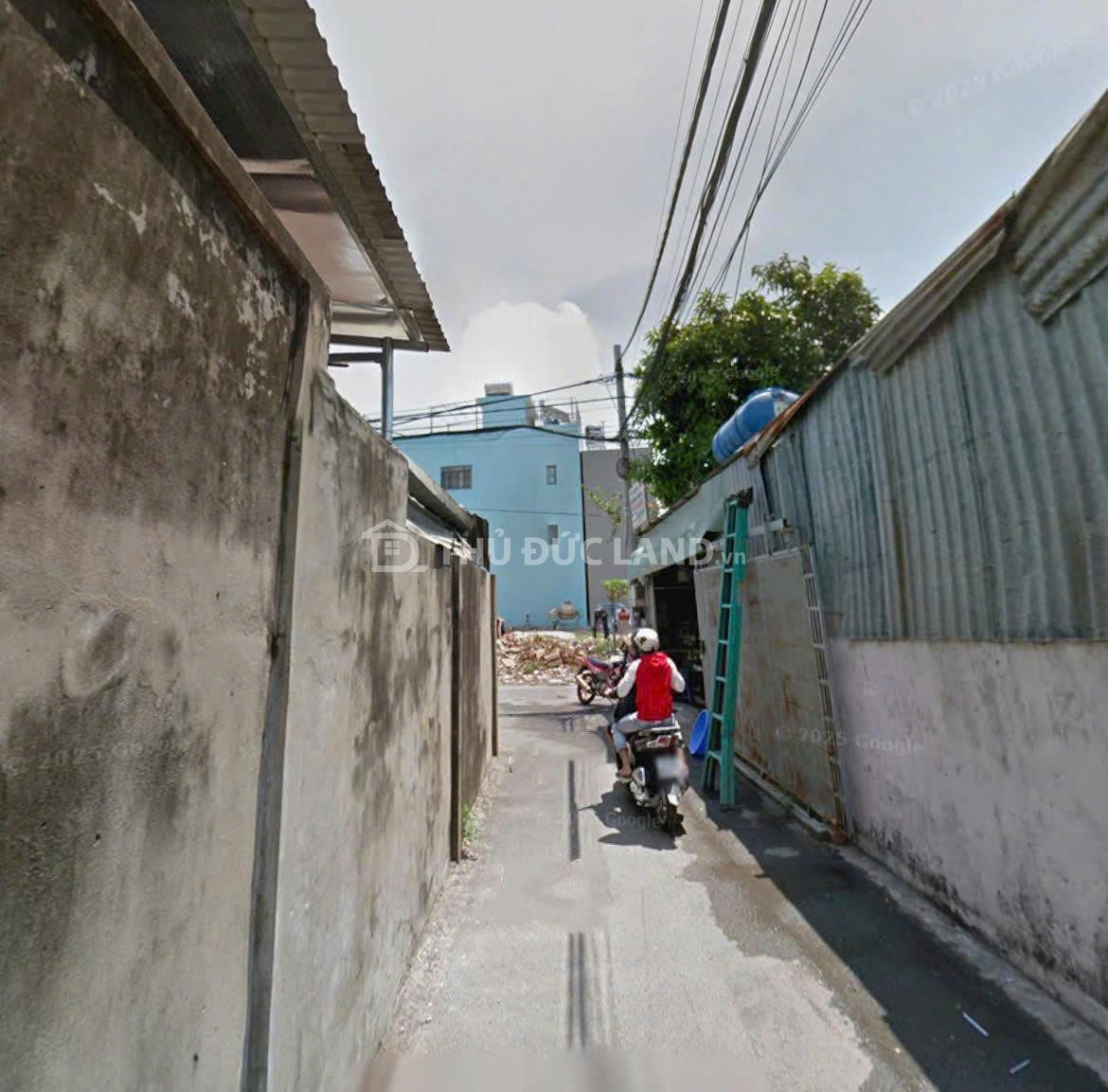 Bán nhà hẻm Linh Xuân, Đường 10, diện tích 80.6m² ngang 5, tiện ích đầy đủ, sổ hồng riêng - Ảnh 2