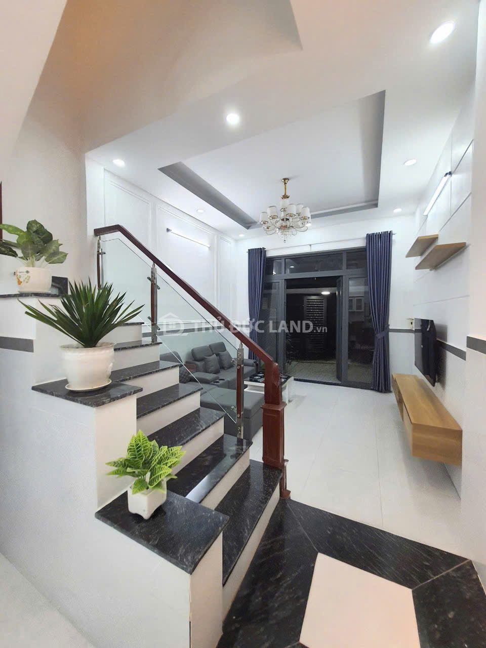 Bán nhà hẻm Linh Xuân (Đường 8) 4m x 14.3m, 3 tầng, 4PN – 3WC phù hợp gia đình và vợ chồng trẻ - Ảnh 6