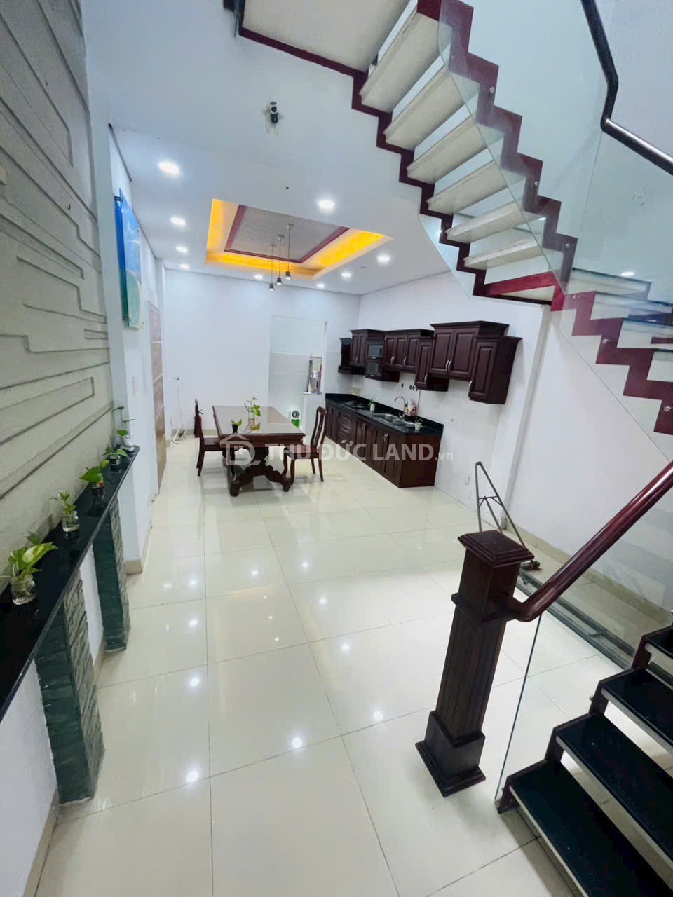 Bán nhà hẻm Linh Xuân (Đường 9) phù hợp ở thực, 85.4m², 3PN – 3WC, xe hơi vào hẻm 4m - Ảnh 4