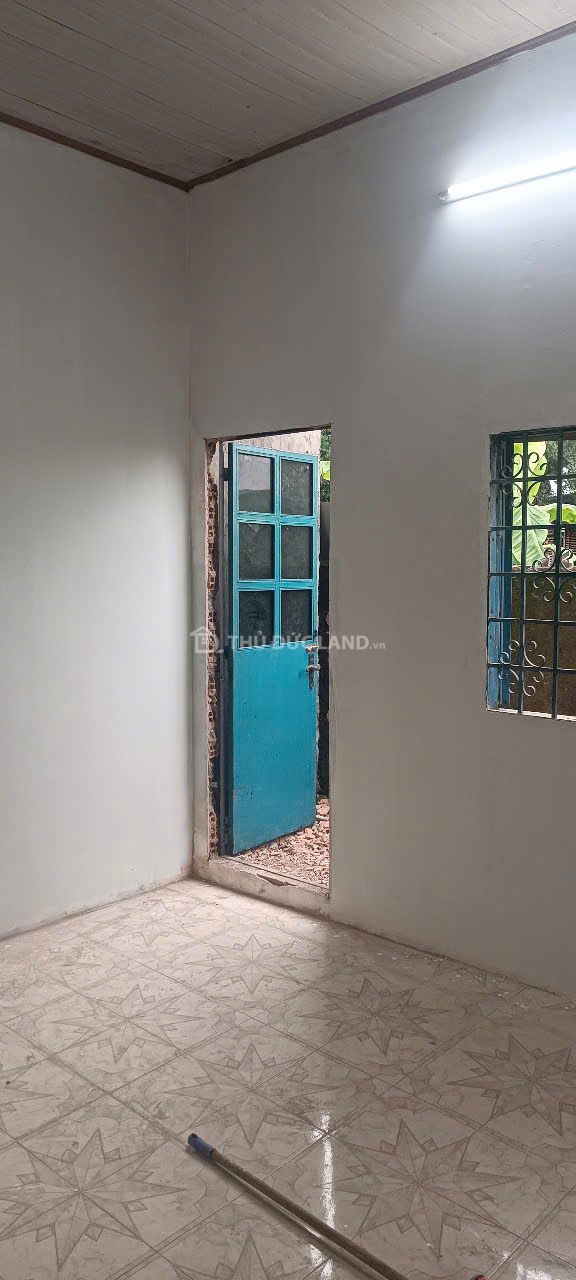 Bán nhà HXH Đường 8 Linh Xuân, 2 tầng, ngang 6.1m, sổ hồng riêng, tiện ích đầy đủ - Ảnh 2