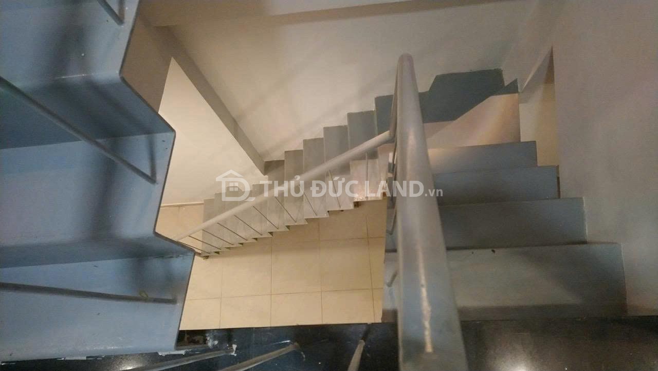 Bán nhà mặt tiền Đường 3 Linh Xuân, 3 tầng, đường 6.5m, giá tốt - Ảnh 6