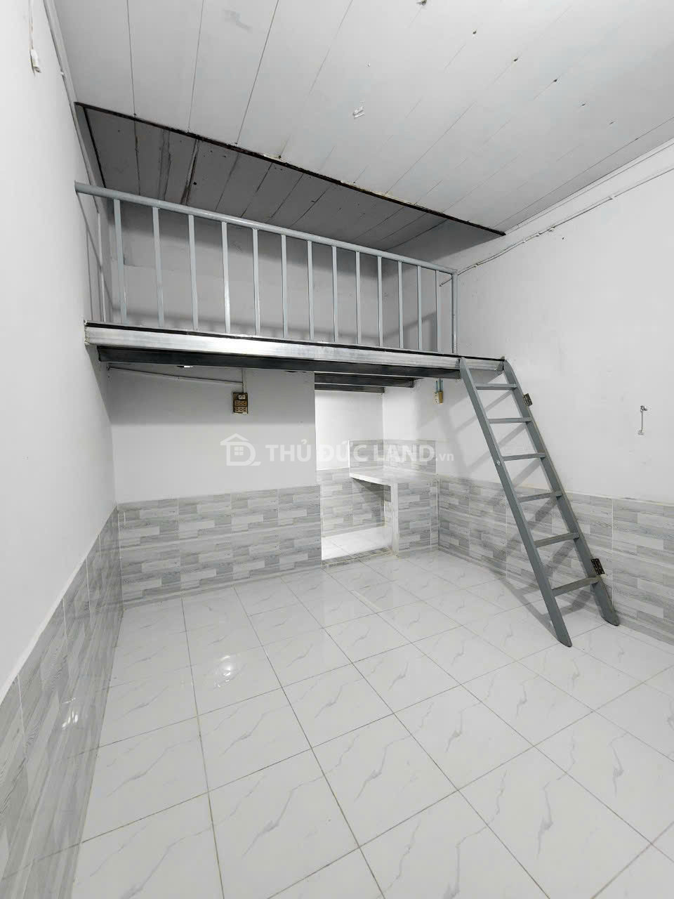 Bán phòng trọ đường 5 Linh Xuân, diện tích 141.7m², Ngang 5. Vừa ở vừa cho thuê 17Tr/th