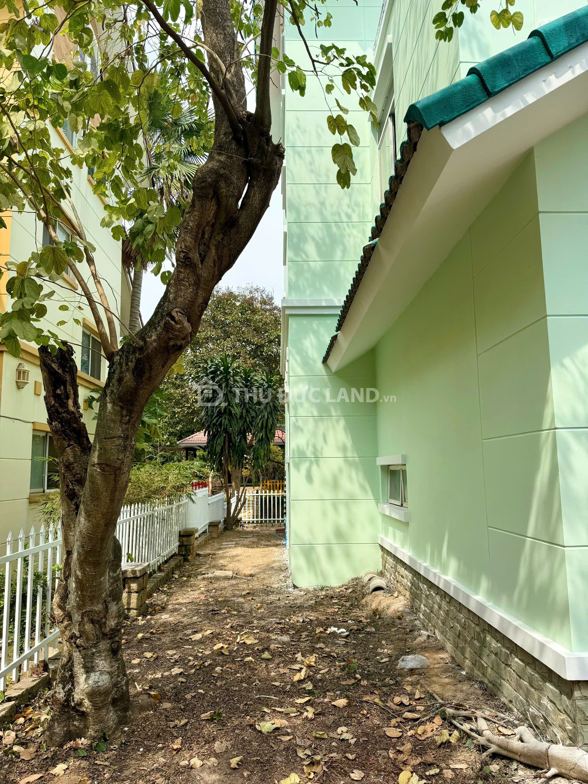 Bán biệt thự Thảo Nguyên xanh Long Thạnh Mỹ – Đường D6, 4 tầng, 16m mặt tiền, nhà có hồ bơi - Ảnh 4