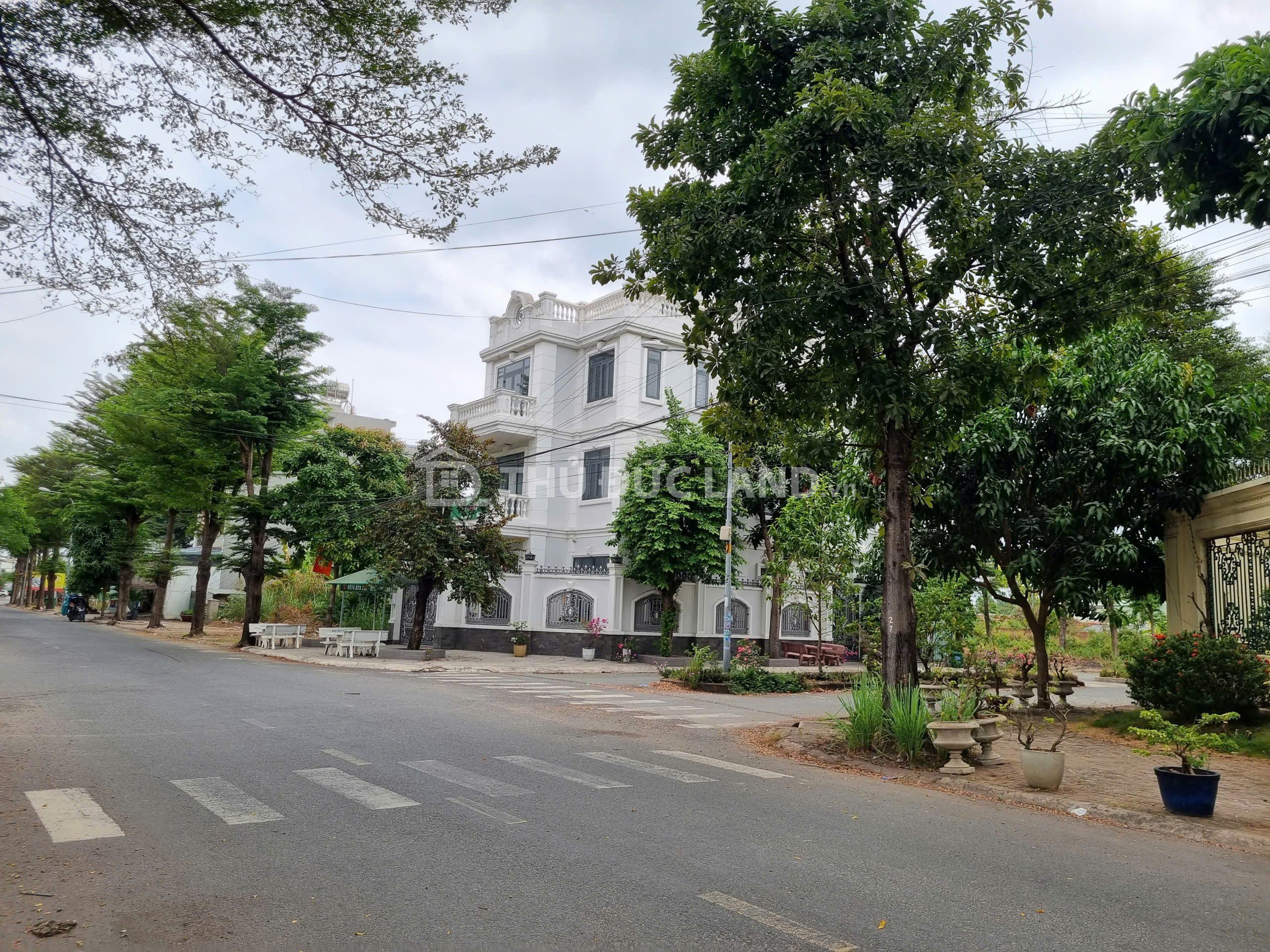 Bán đất mặt tiền Đường 16, KDC Thời Báo Kinh Tế, Phú Hữu. DT 449m2 ngang 20m, đường 12m, giá tốt - Ảnh 2