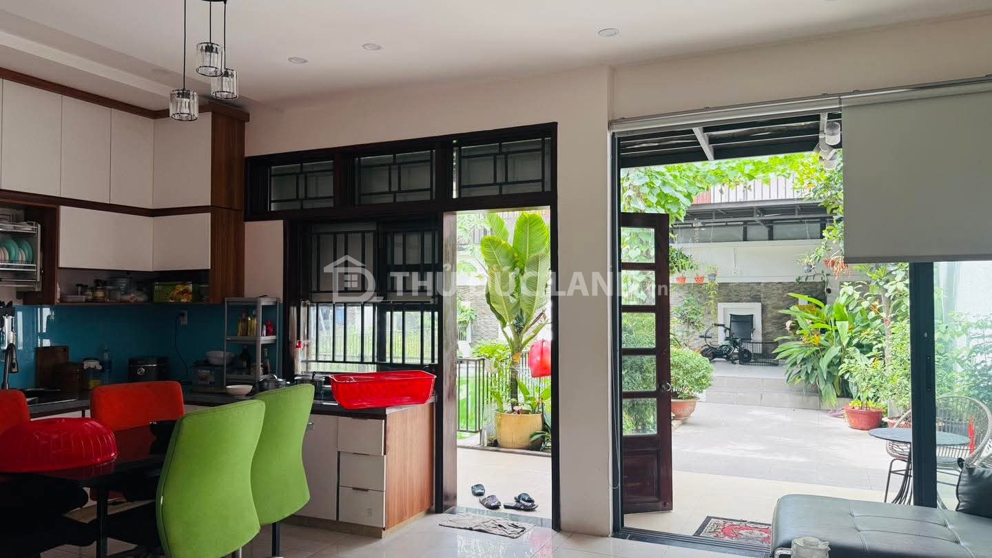 Bán biệt thự Phước Bình – Mặt tiền 12m, nhà 2 tầng nội thất cao cấp, đối diện Global City - Ảnh 9
