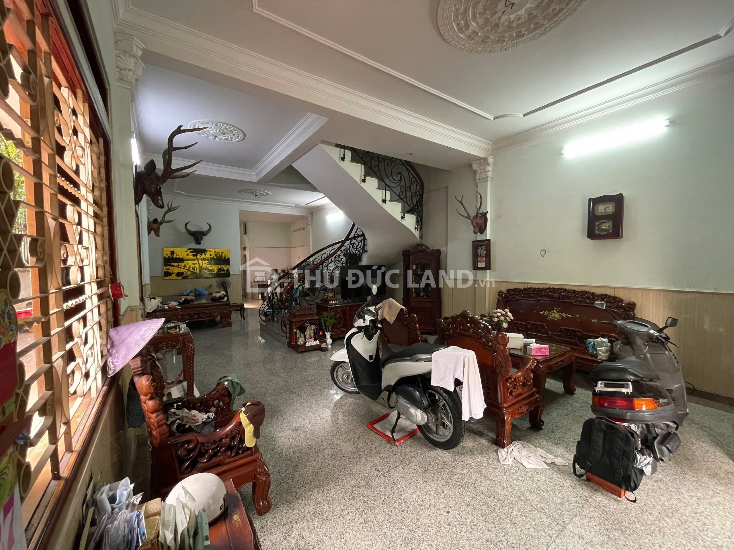 Bán nhà HXH Tây Hoà, Phước Long A, DT 160m2 . Cạnh Ga Metro, ngã 4 Bình Thái, full tiện ích - Ảnh 2