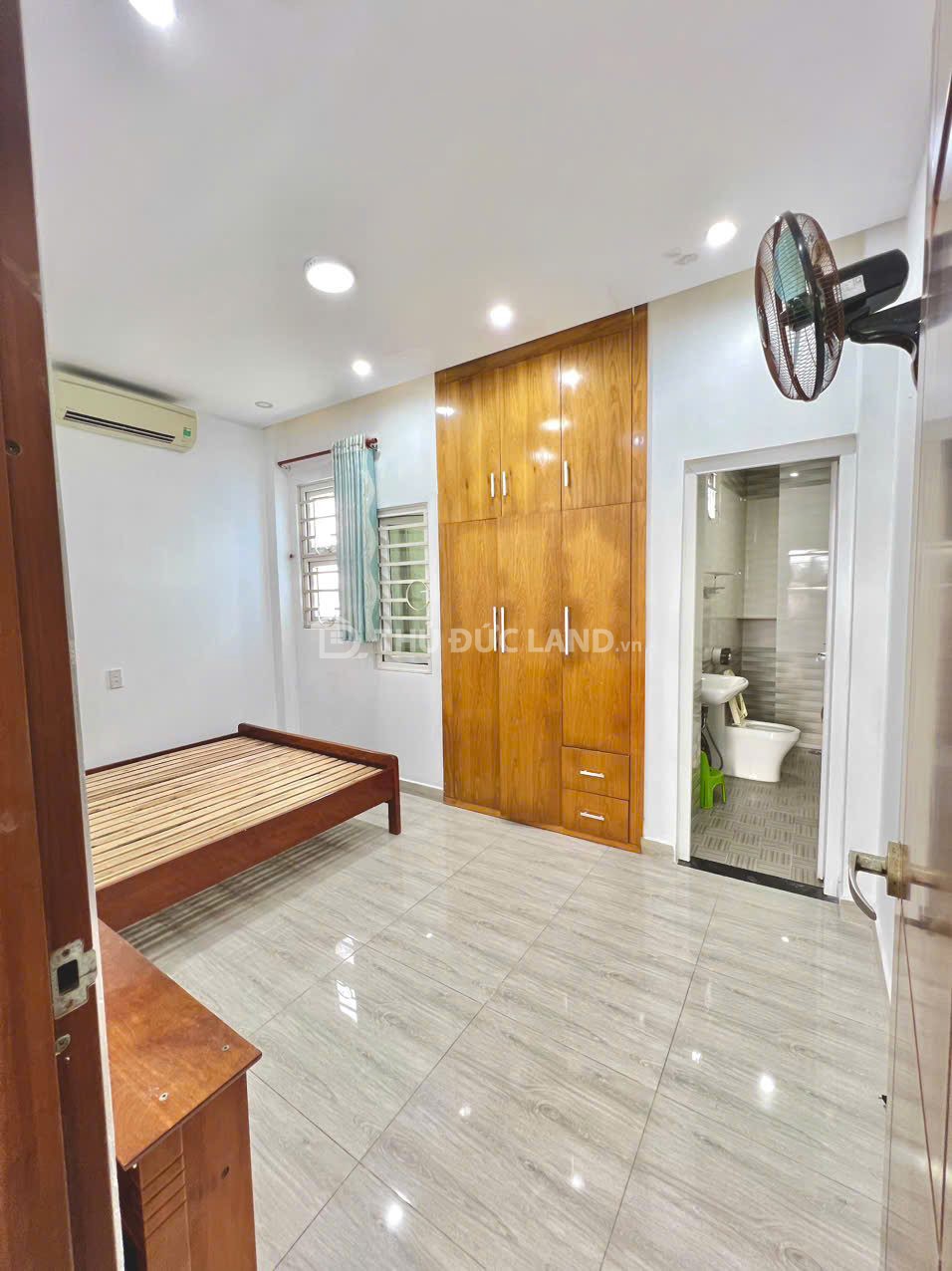 Bán nhà Đường 168 Phước Long A, 3 tầng, DT 40M2 ngang 4.4m. Cạnh Xa Lộ, Đỗ Xuân Hợp - Ảnh 4