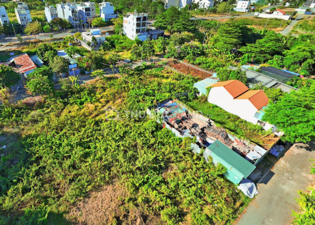 Bán đất KDC Hoàng Anh Minh Tuấn Đỗ Xuân Hợp, ngang 10m, DT 250m2. Đối diện Global City