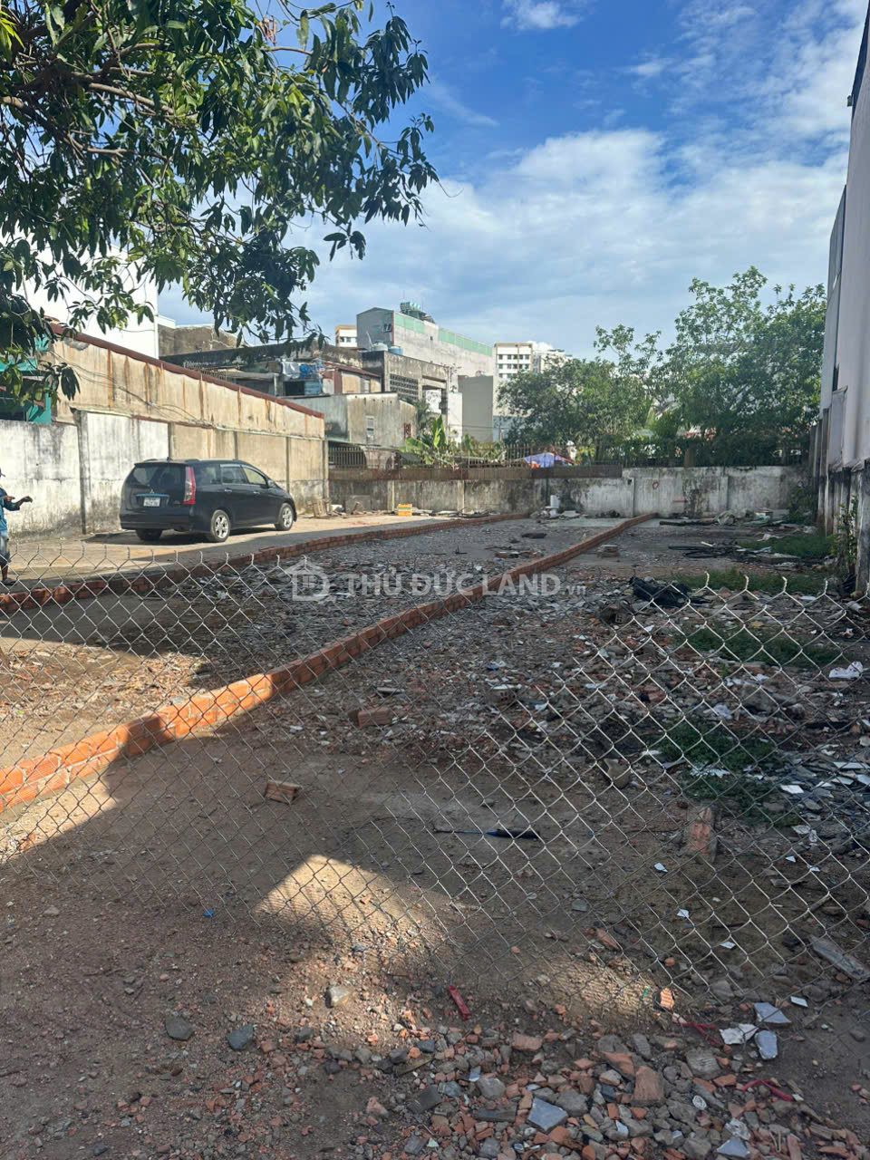 Bán đất hẻm Đường 147 Phước Long B, DT 170m2 ngang 5.57m, xây 4 lầu, cách Vành Đai 2 20m. - Ảnh 2