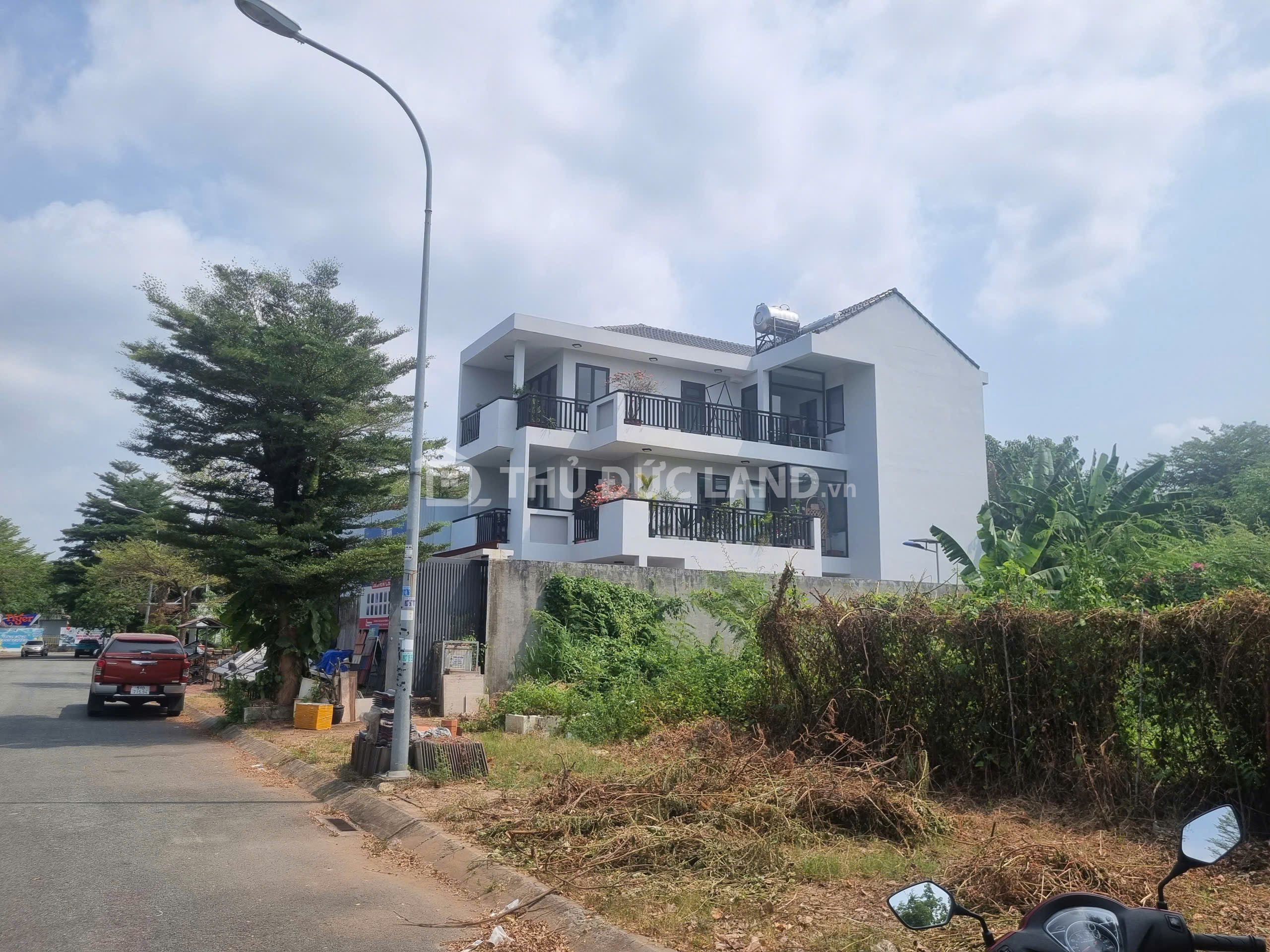 Bán đất mặt tiền Phước Long B – 300m², mặt tiền 15m, đường 12m, sổ hồng riêng, khu dân cư Phú Nhuận - Ảnh 3