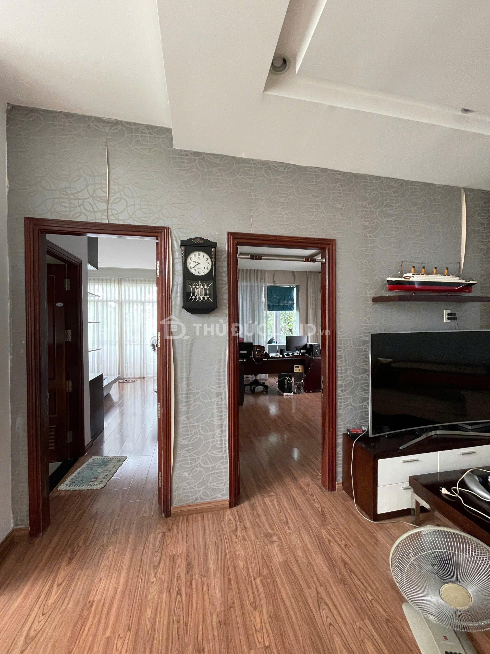 Bán biệt thự KDC Khang Điền, Phước Long B đường 20. DT 256.7m2 ngang 12m, 3 tầng, sổ hoàn công - Ảnh 5