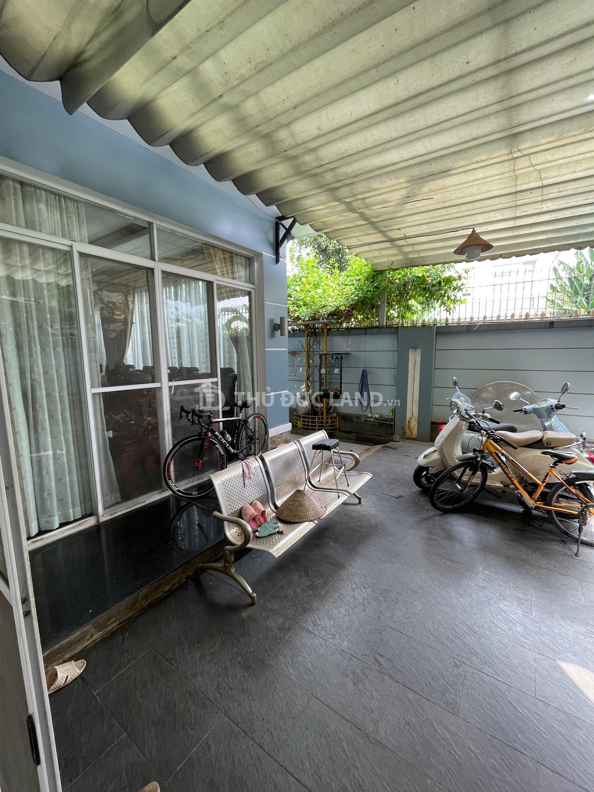 Bán biệt thự KDC Khang Điền, Phước Long B đường 20. DT 256.7m2 ngang 12m, 3 tầng, sổ hoàn công - Ảnh 7