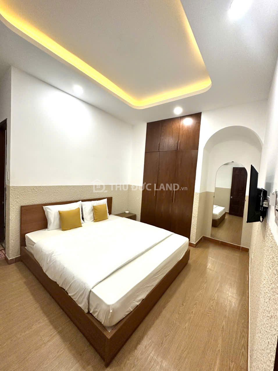 Bán khách sạn KDC Điền Phúc Thành Phước Long B, 4 tầng. Cạnh Liên Phường. Dòng tiền 128Tr/tháng