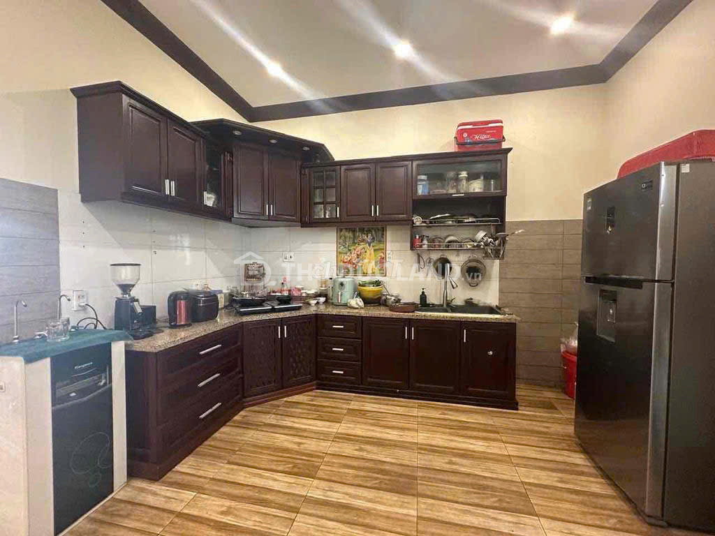 Bán nhà mặt tiền Dương Đình Hội Phước Long B, đường 8m, 3 tầng, Ngang 5.5M. Cạnh Global City