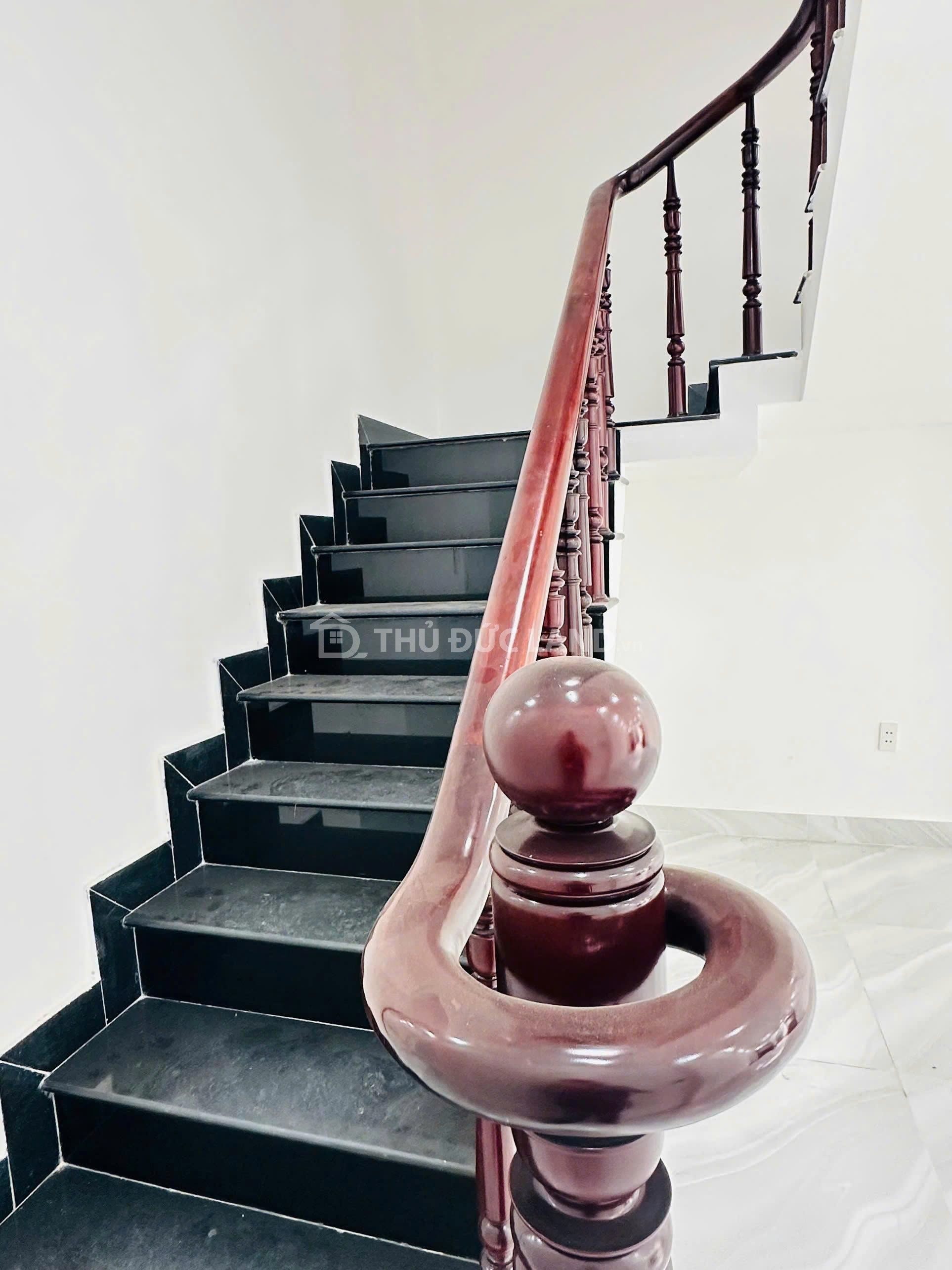 Bán nhà HXH Đường 109 Phước Long B, 3 tầng 5 phòng ngủ. DT 79M2, nhà cực đẹp ở ngay - Ảnh 5