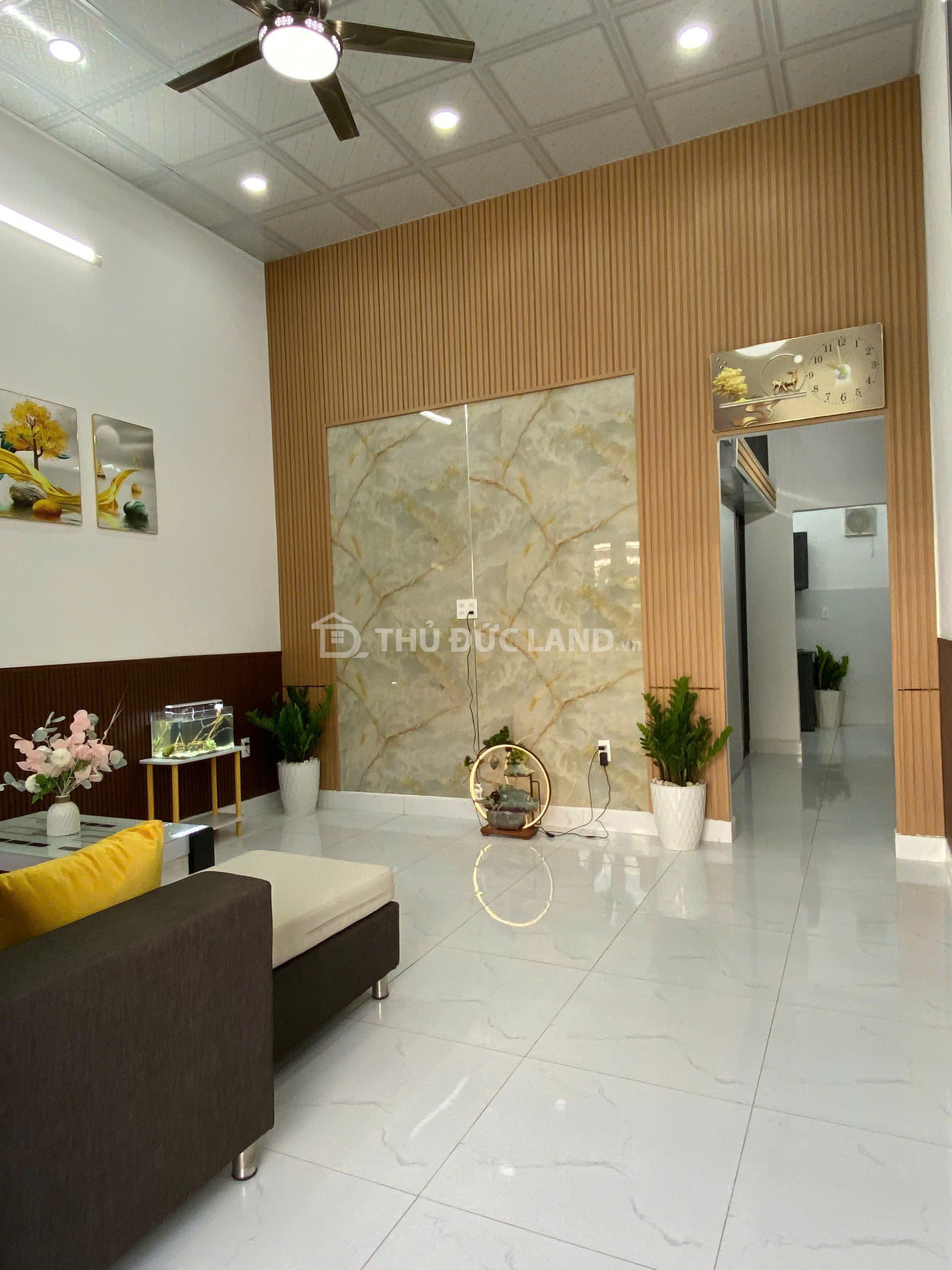 Bán nhà hẻm xe tải Đường 339 Phước Long B, sổ hồng riêng, giá 5.6 tỷ. Tiện ích đầy đủ 1KM - Ảnh 2