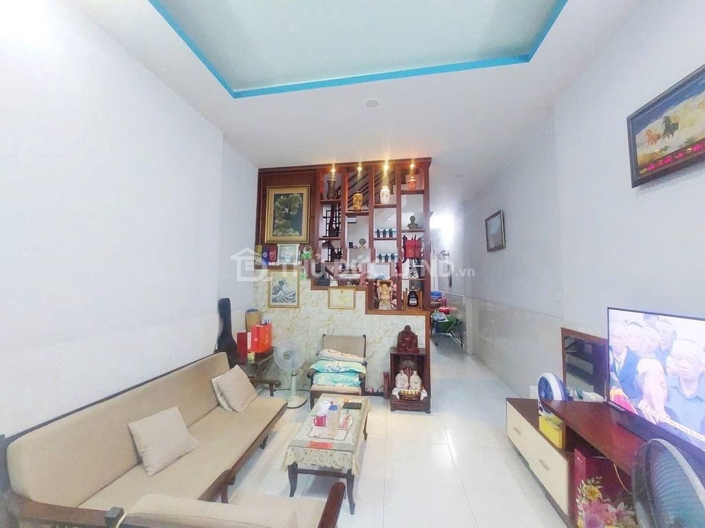 Bán nhà HXH đường 475 Phước Long B, DT 72m2 , 3 tầng, nhà full công năng ở ngay. Cạnh Đỗ Xuân Hợp