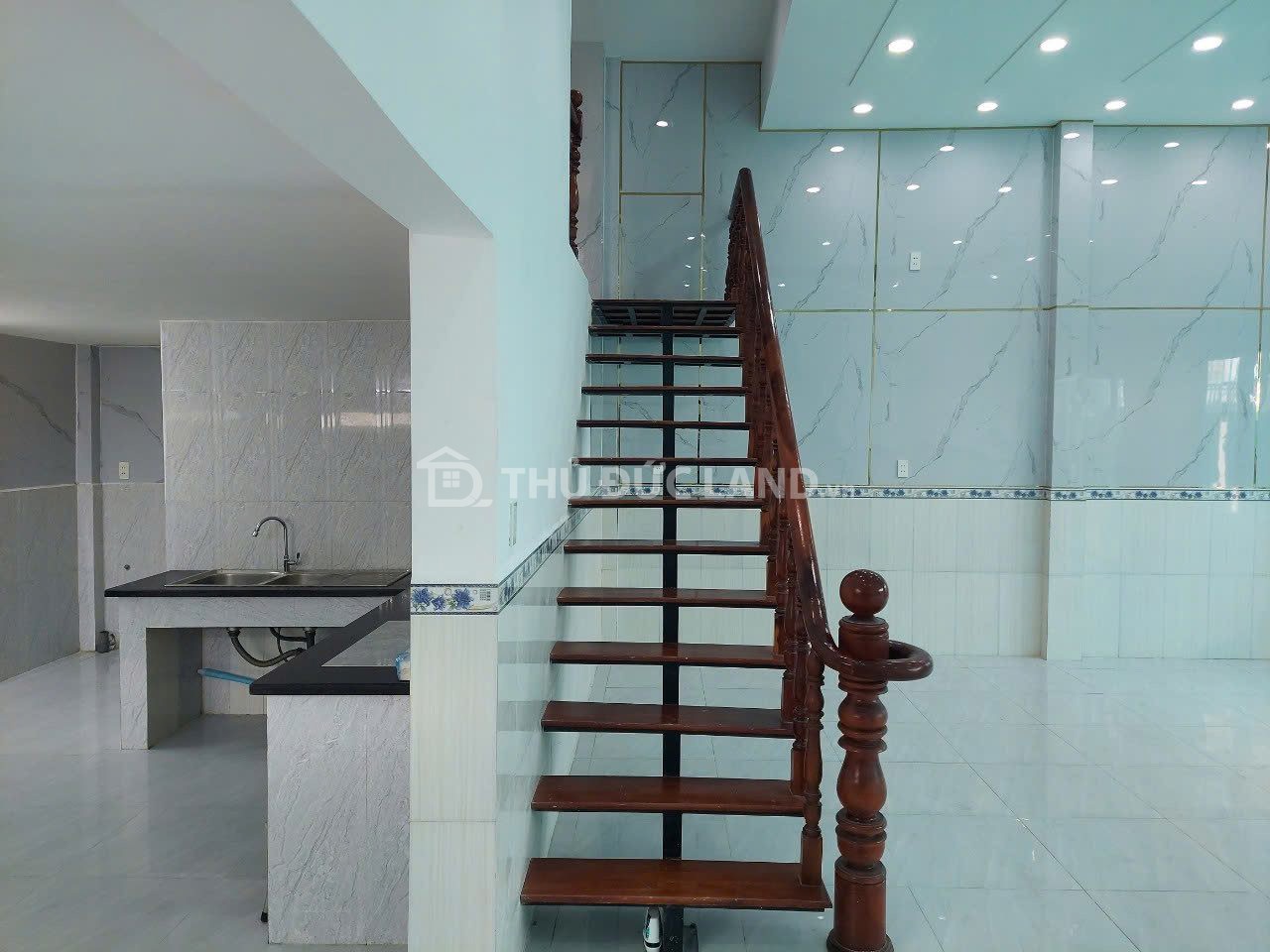Bán nhà mặt tiền Phước Long B, đường 397, DT 73m2 ngang 7.17m. Cách Đỗ Xuân Hơp 150m - Ảnh 4