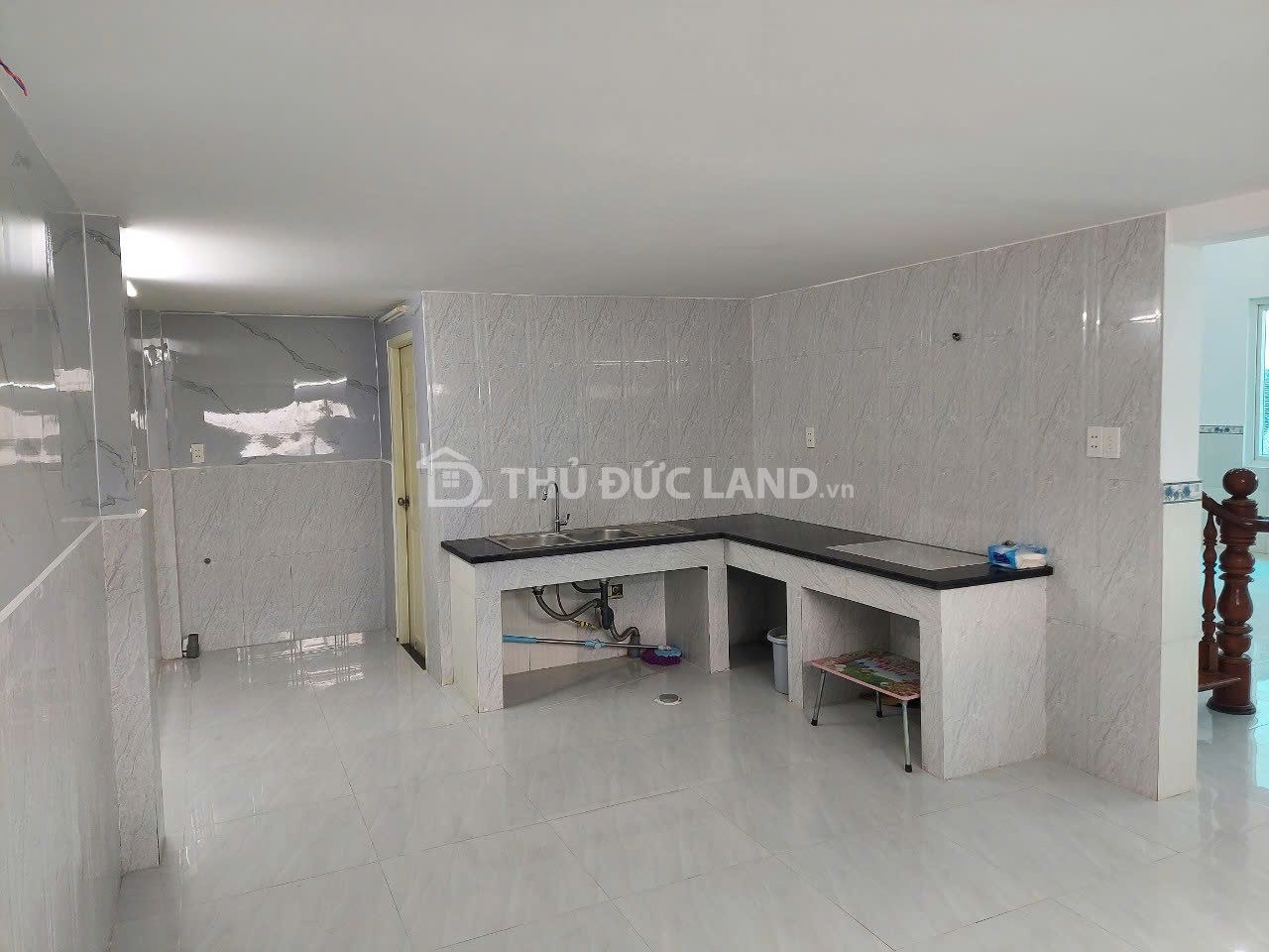 Bán nhà mặt tiền Phước Long B, đường 397, DT 73m2 ngang 7.17m. Cách Đỗ Xuân Hơp 150m - Ảnh 3