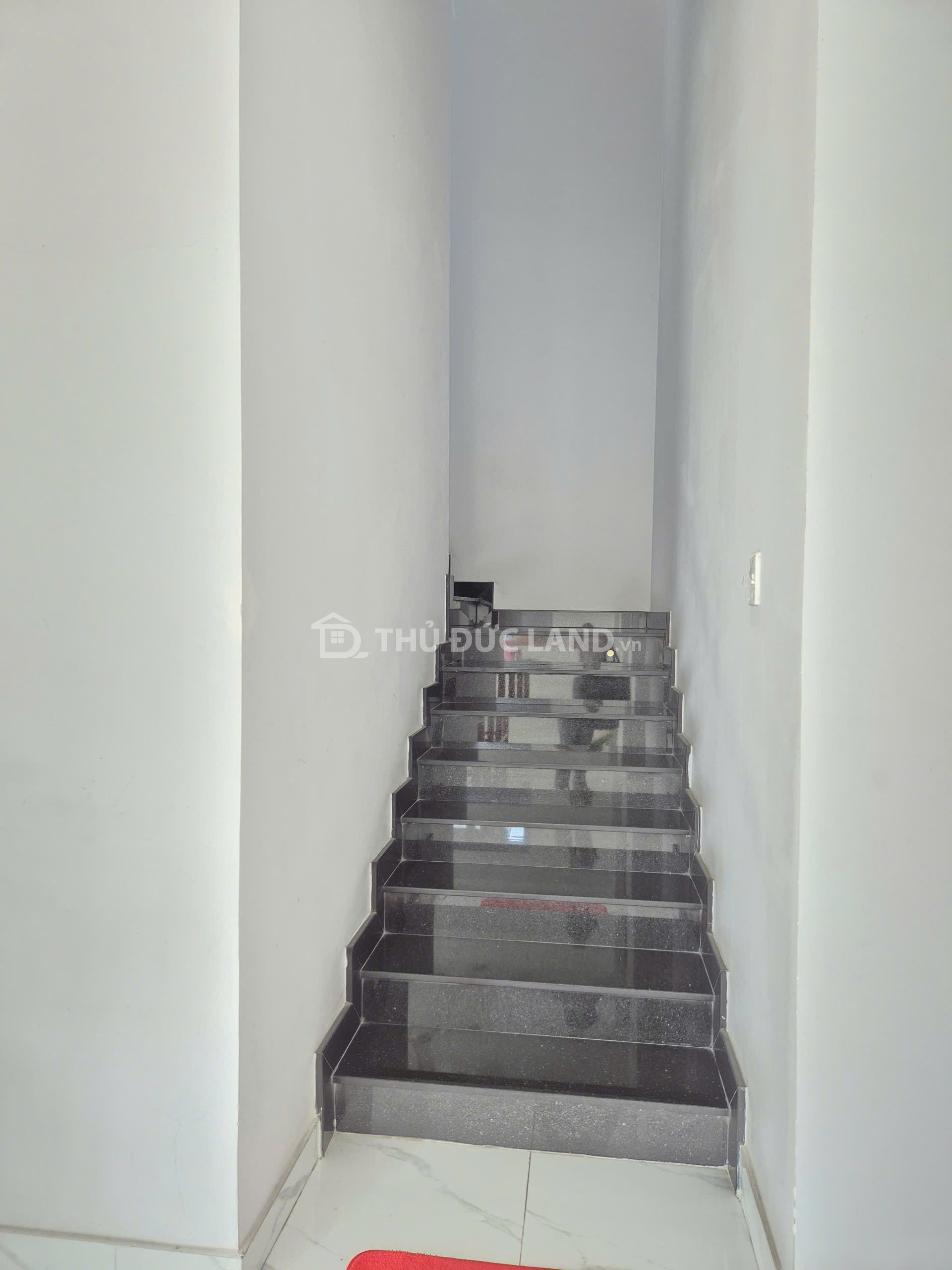 Bán nhà mặt tiền Liên Phường, Phước Long B, ngang 8m, DT 320m2. KDC Điền Phúc Thành. Liền kề Global City - Ảnh 3