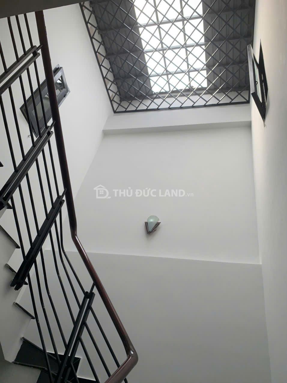 Bán nhà mặt tiền đường III KDC Khang Điền, Phước Long B, 6x26m, 4 tầng. Full tiện ích. Hàng hiếm - Ảnh 7