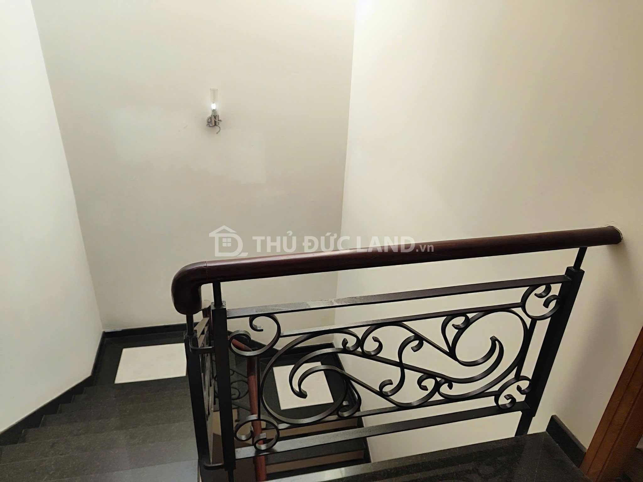 Bán nhà mặt tiền Đường 357, khu Compound Lucky Dragon Phước Long B, 5x20.4m, 2 tầng, có dòng tiền - Ảnh 11