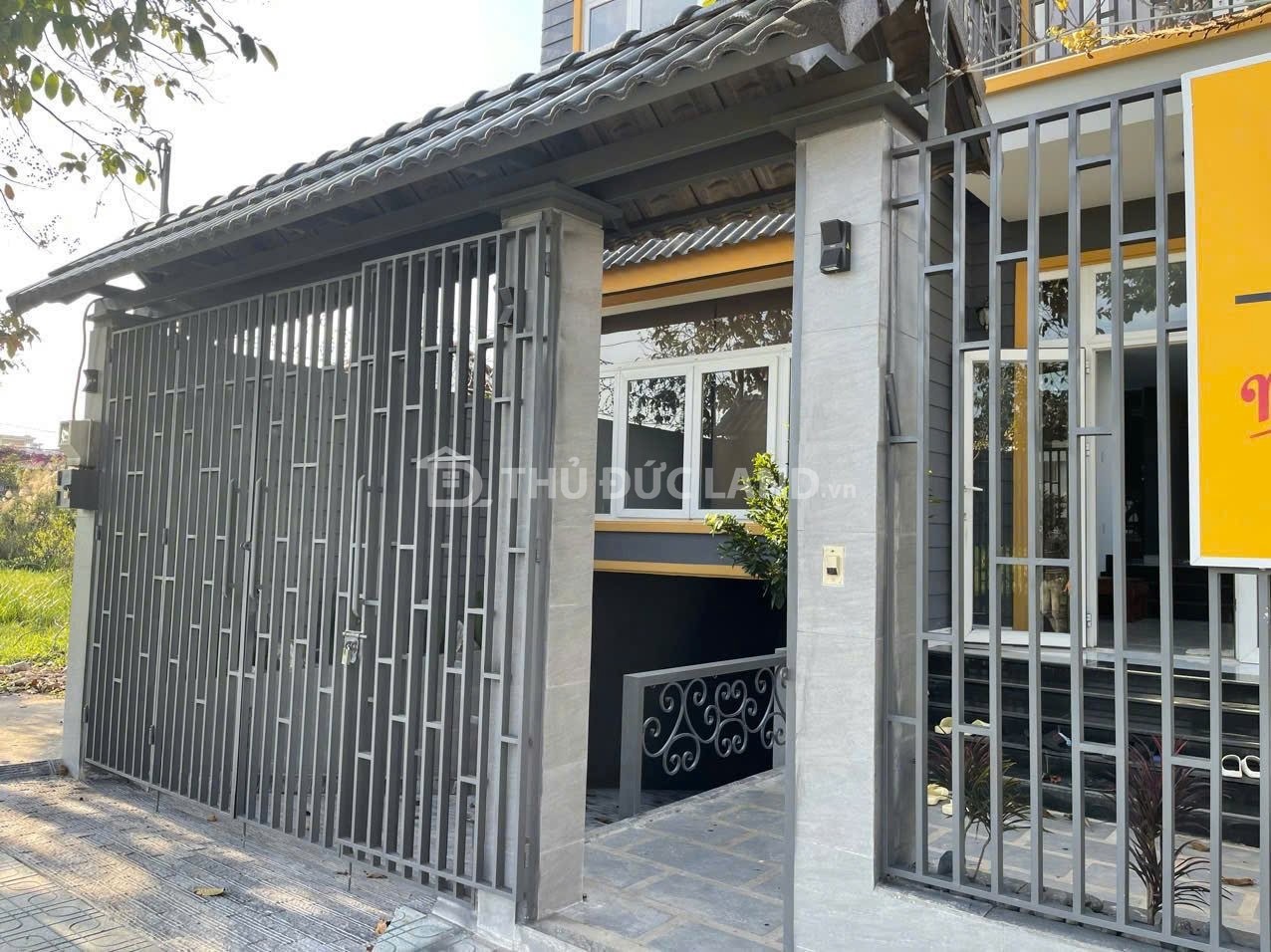 Bán nhà mặt tiền KDC Kiến Á, Phước Long B, DT 200m2 ngang 10m, 2 tầng. Liền kề Global City - Ảnh 8