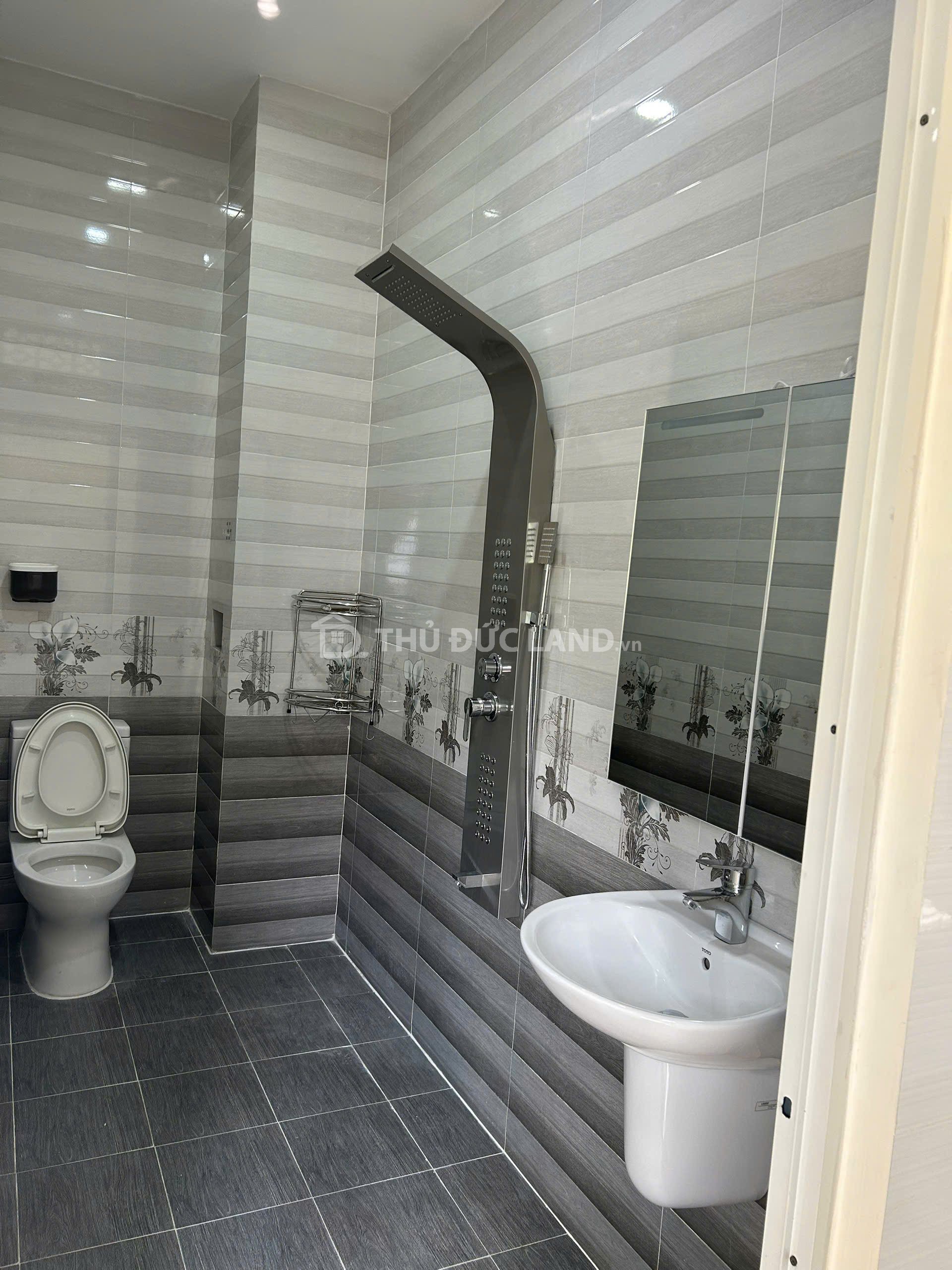 Bán nhà hẻm Tam Bình (Đường 6) 96m², 3PN – hẻm xe hơi, có sân trước/sau phù hợp gia đình - Ảnh 6