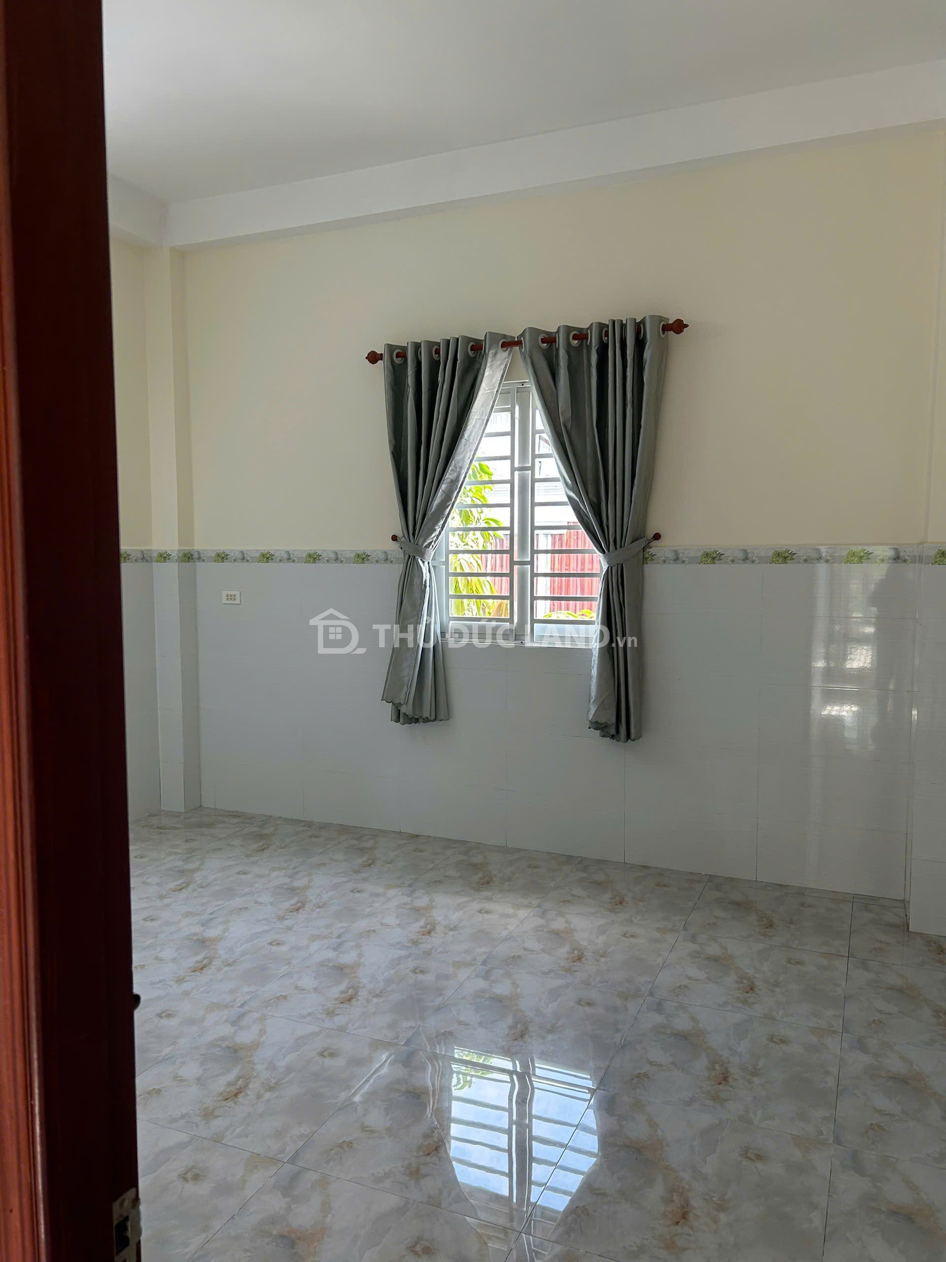 Bán nhà hẻm Tam Bình (Đường 6) 96m², 3PN – hẻm xe hơi, có sân trước/sau phù hợp gia đình - Ảnh 5