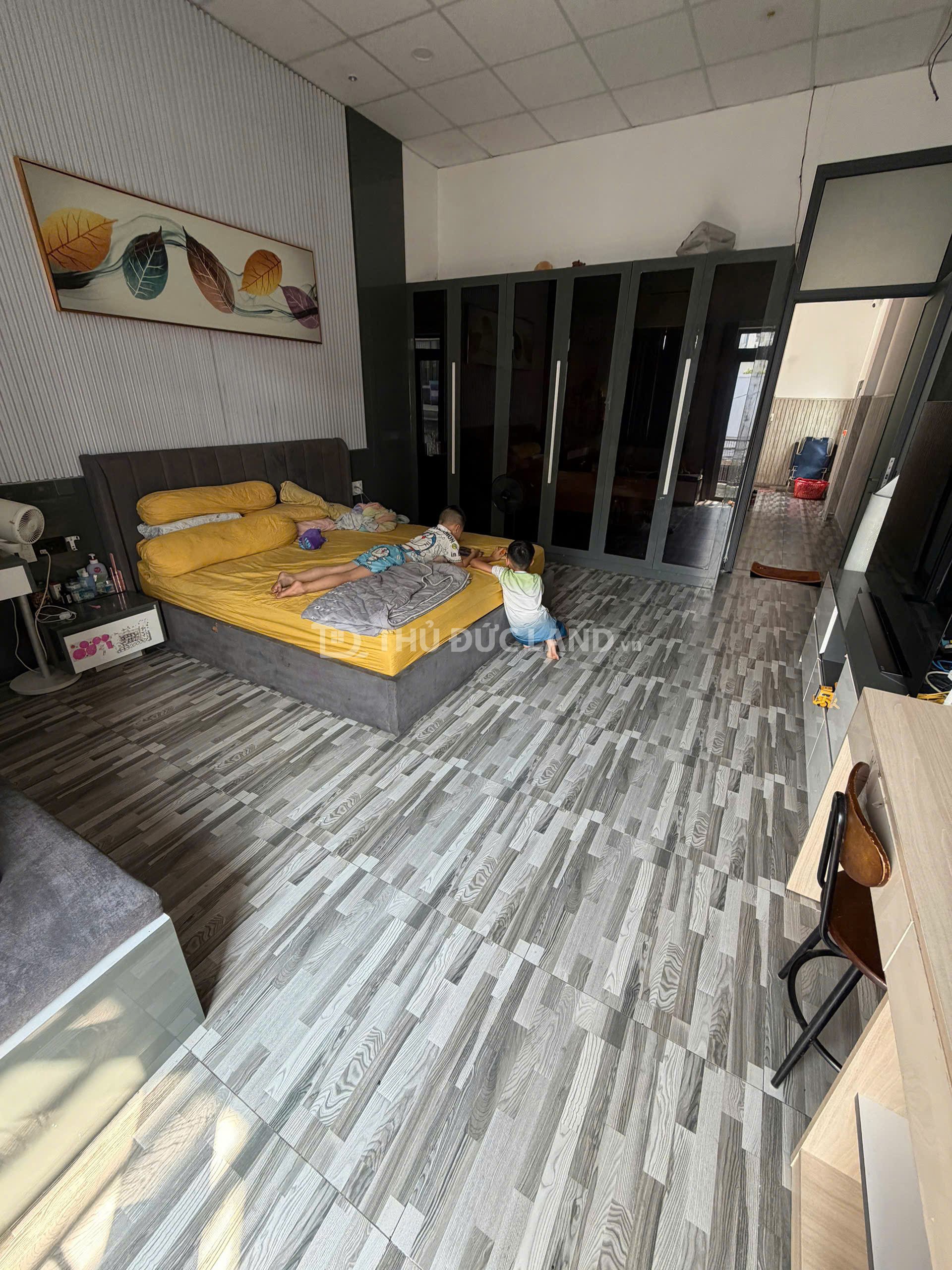 Bán nhà HXH Tam Bình, Tỉnh Lộ 43, nhà 2 tầng 69.8m², nhà đẹp ở ngay, tiện ích đầy đủ - Ảnh 2
