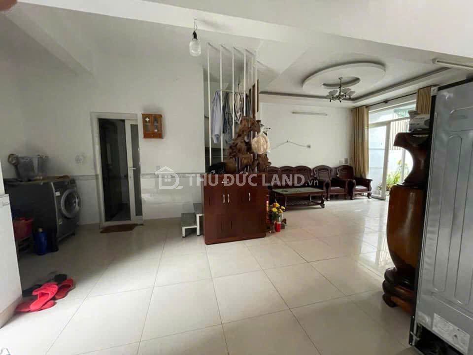 Bán nhà hẻm Đường 10 Tam Bình, hẻm ô tô 4.25m, sân rộng để xe, giá tốt - Ảnh 4