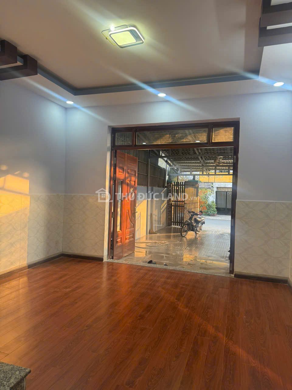 Bán căn hộ dịch vụ Tam Phú, Tam Bình 130m², 3 tầng, 9 phòng - dòng tiền 20 triệu/tháng - Ảnh 2