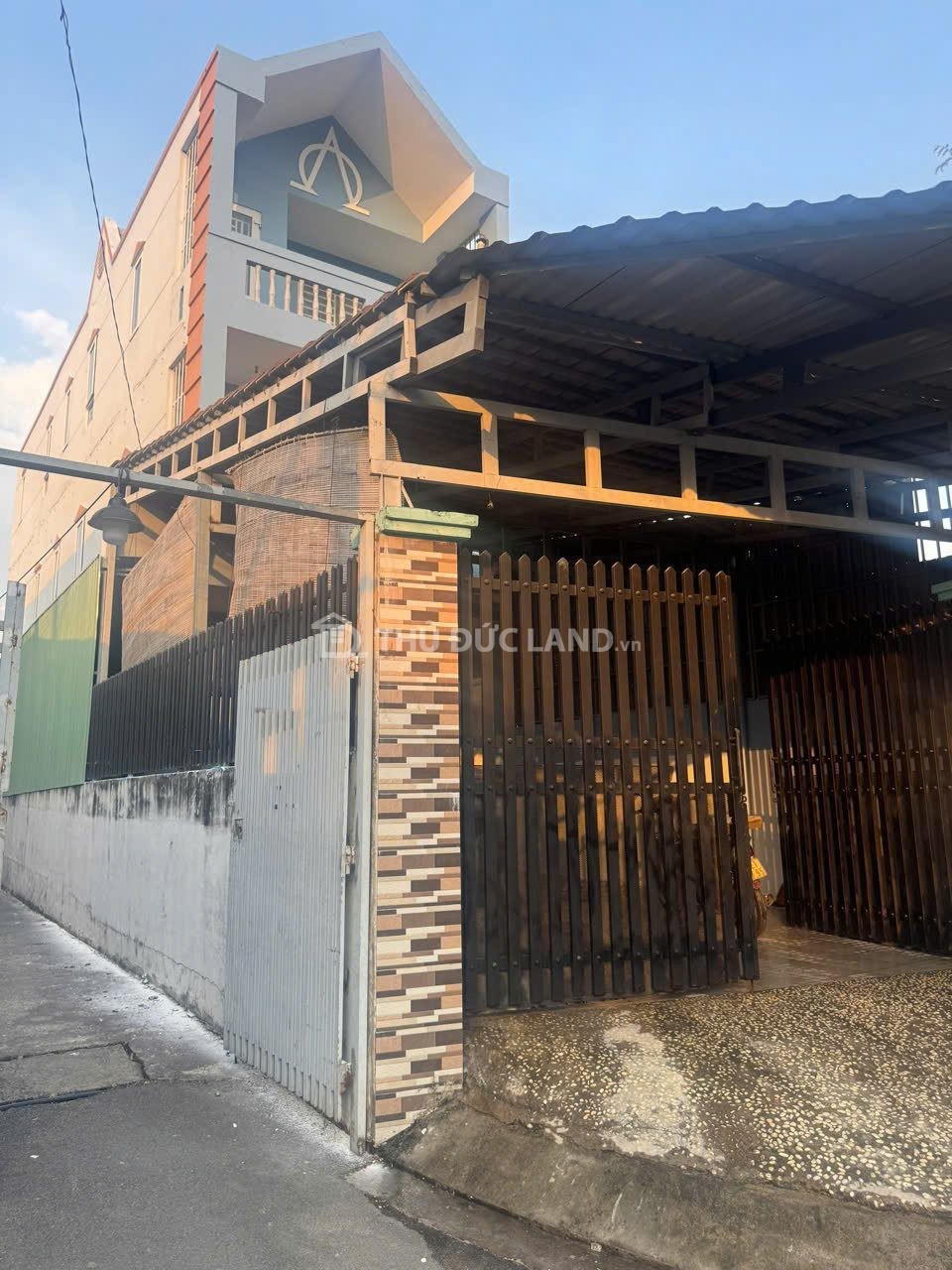 Bán căn hộ dịch vụ Tam Phú, Tam Bình 130m², 3 tầng, 9 phòng - dòng tiền 20 triệu/tháng - Ảnh 3