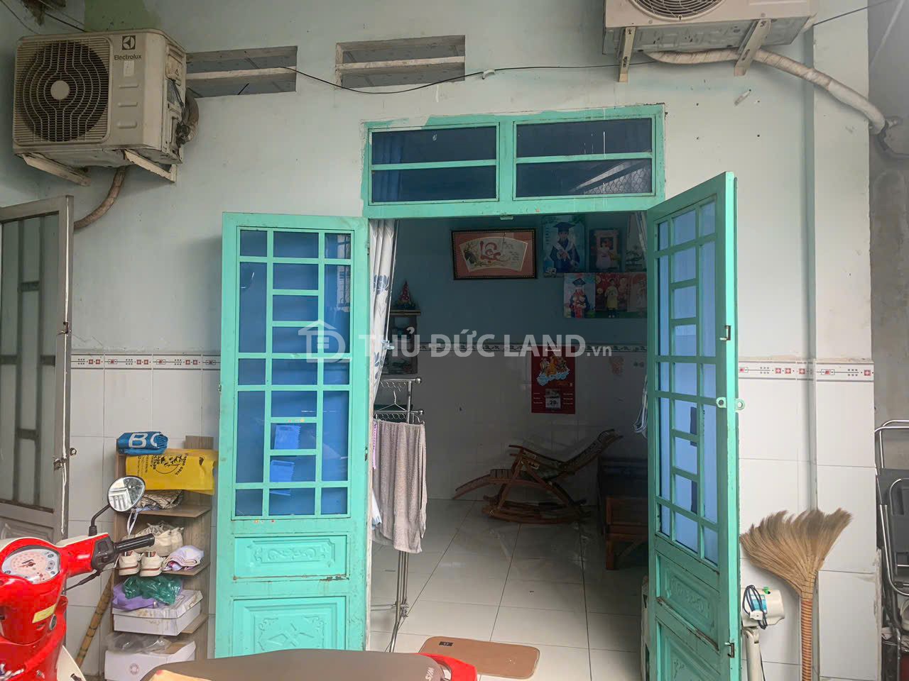 Bán nhà hẻm Tân Phú diện tích 60m², ngang 9.77m, giá 4.5 tỷ. Tiện ích xung quanh đầy đủ - Ảnh 2